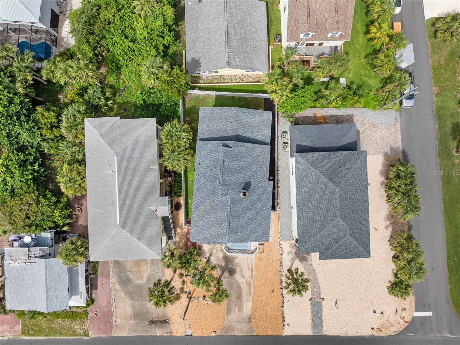 1115 N CENTRAL AVE
