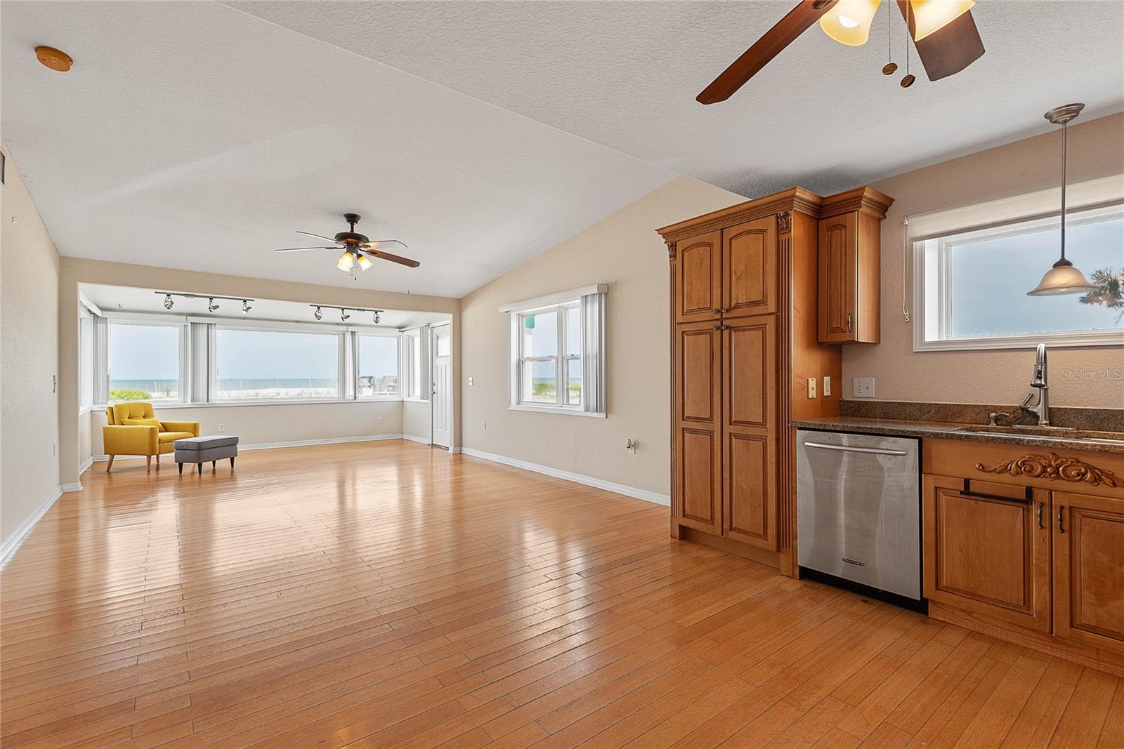 1244 S OCEAN SHORE BLVD