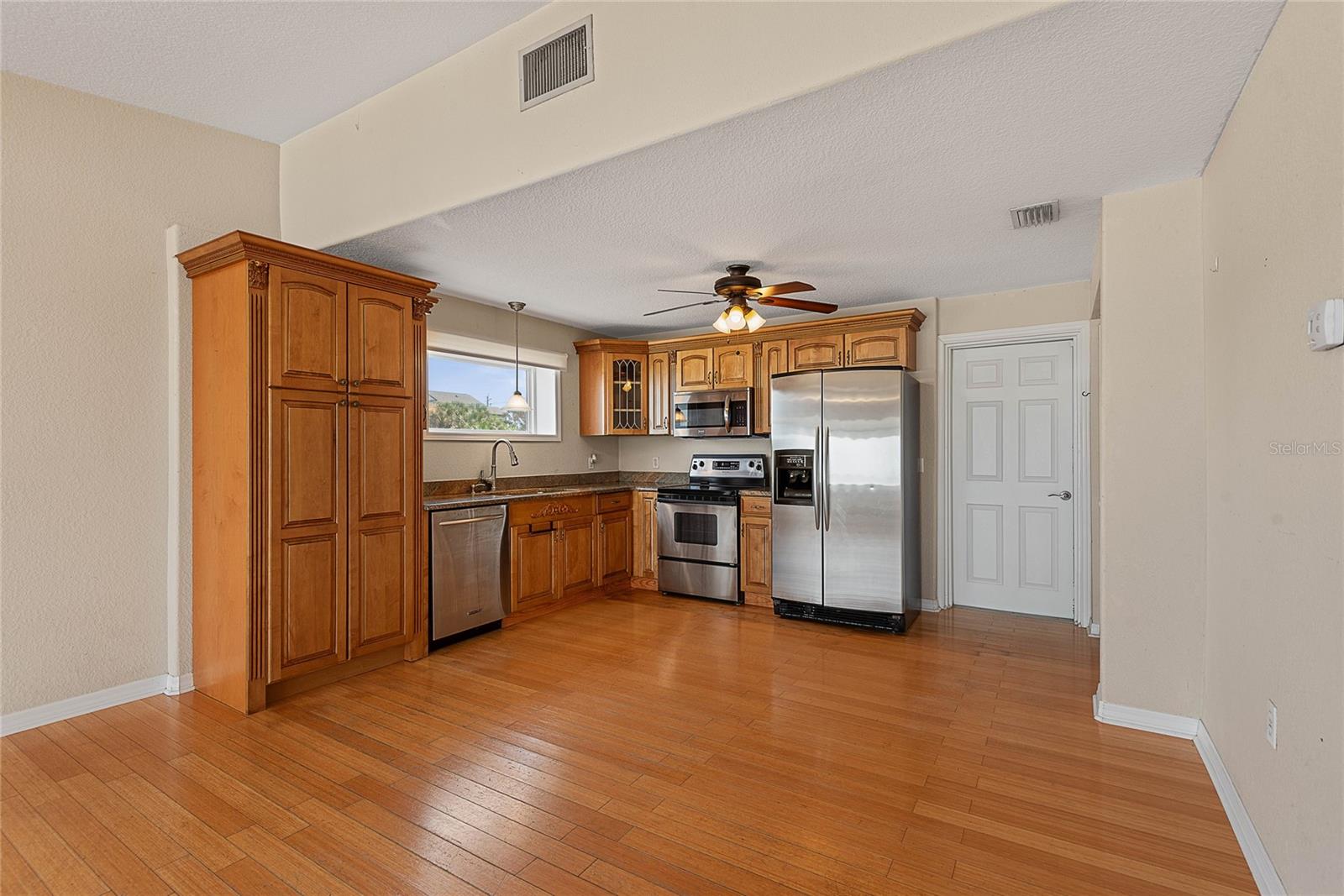 1244 S OCEAN SHORE BLVD
