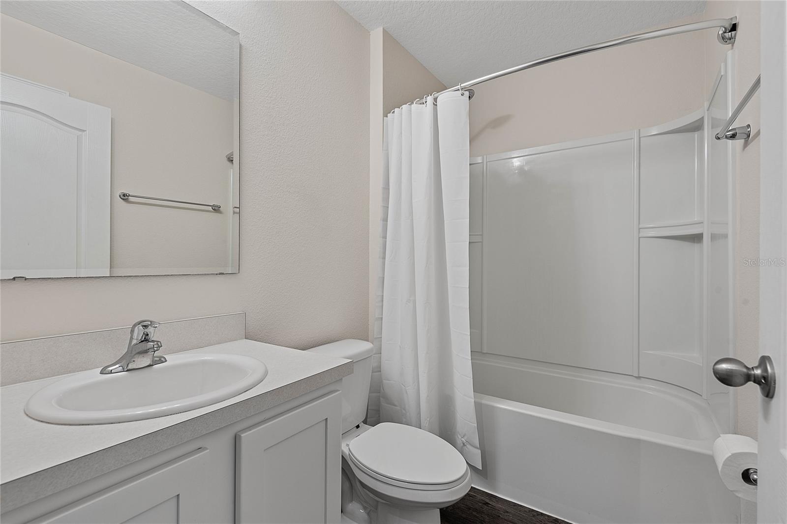 657 GRAND RESERVE DR