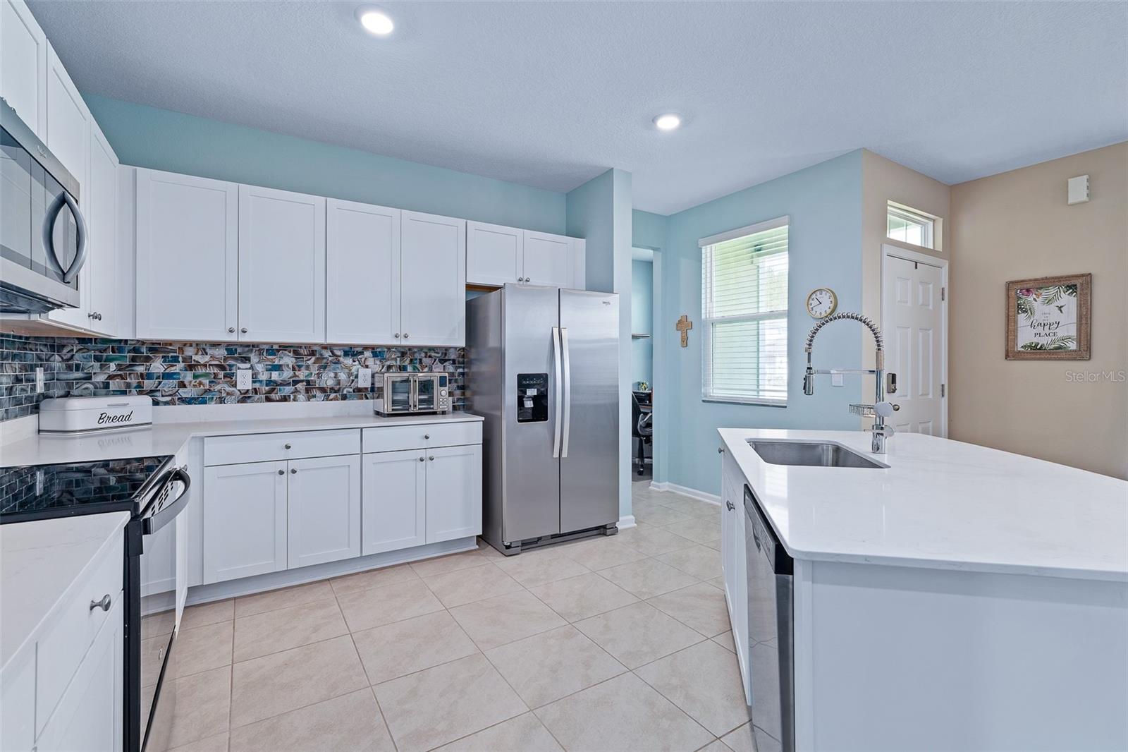 314 REDBUD RD