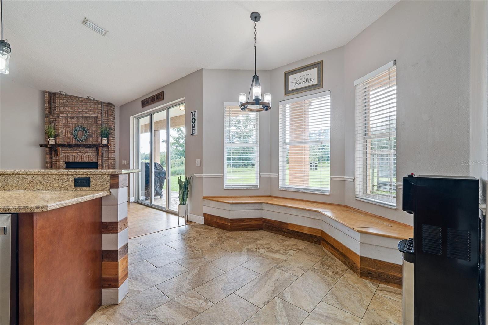 157 N COUNTY ROAD 115