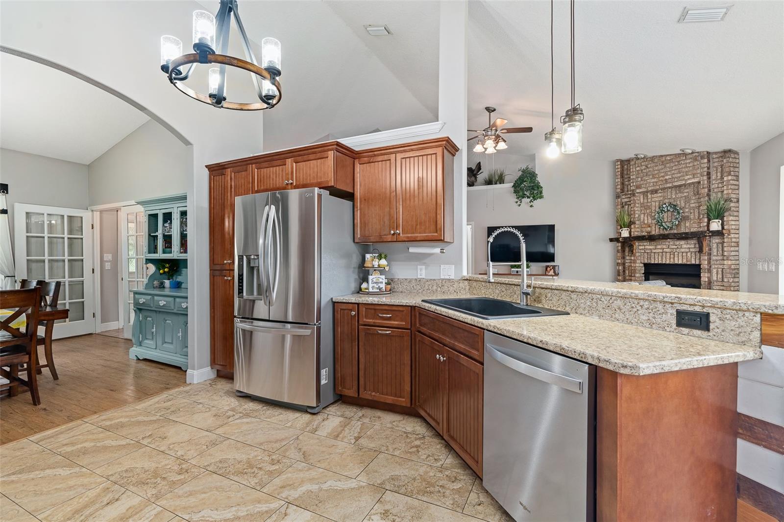 157 N COUNTY ROAD 115