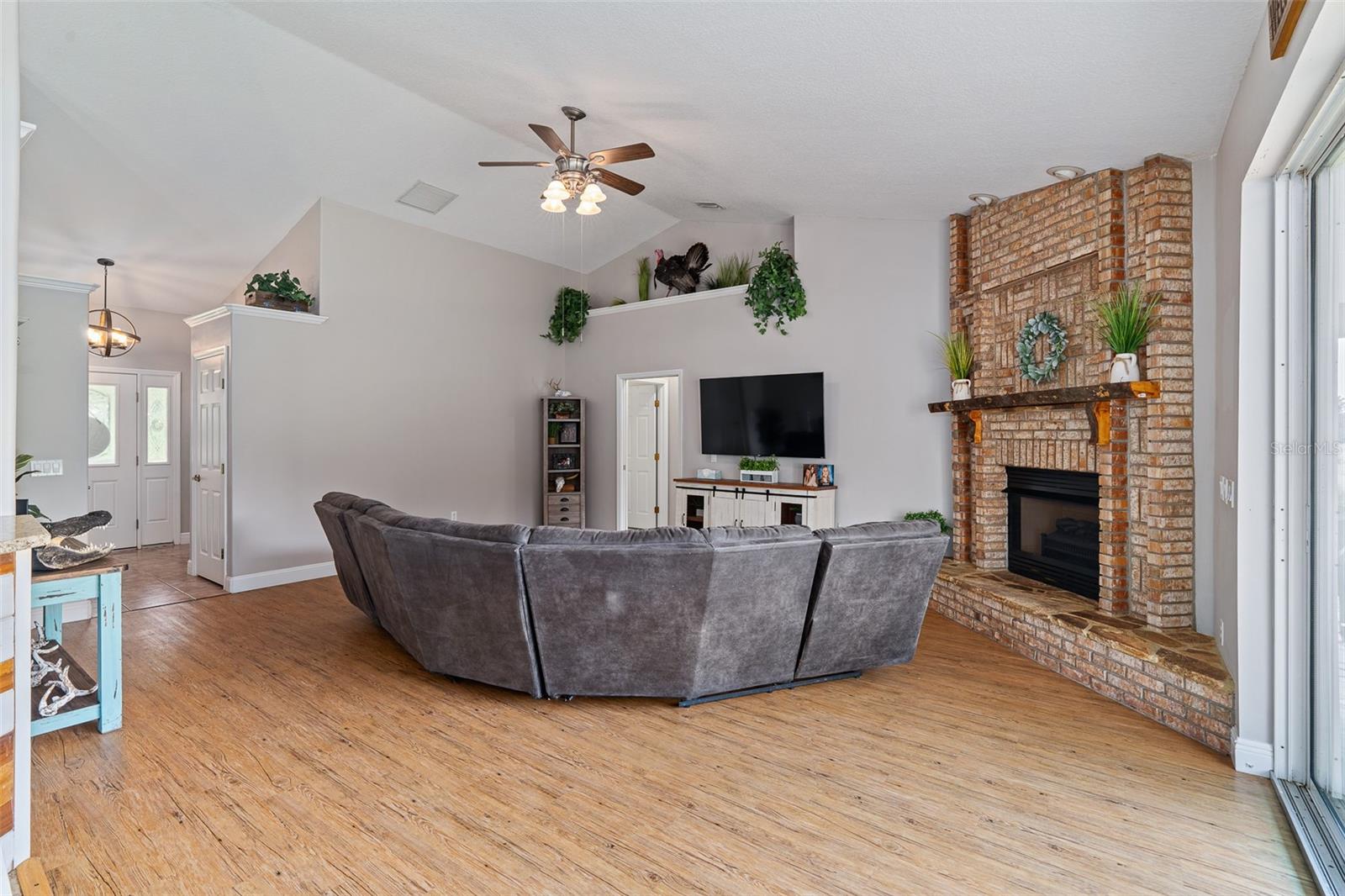 157 N COUNTY ROAD 115