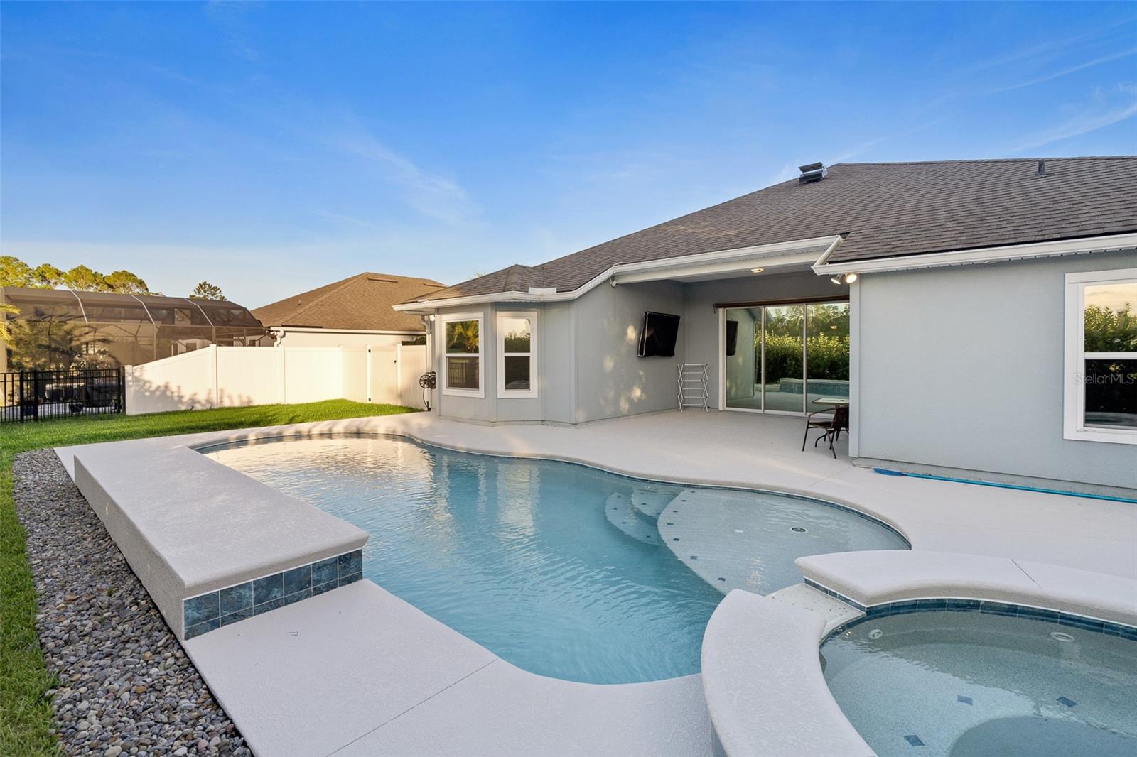 310 GRAND RESERVE DR