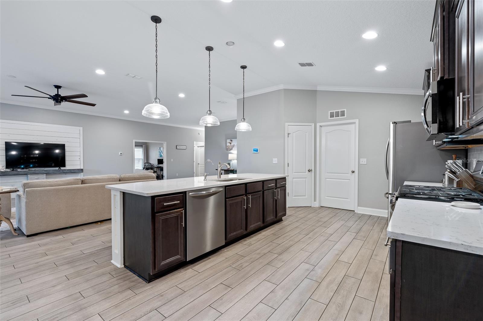 310 GRAND RESERVE DR