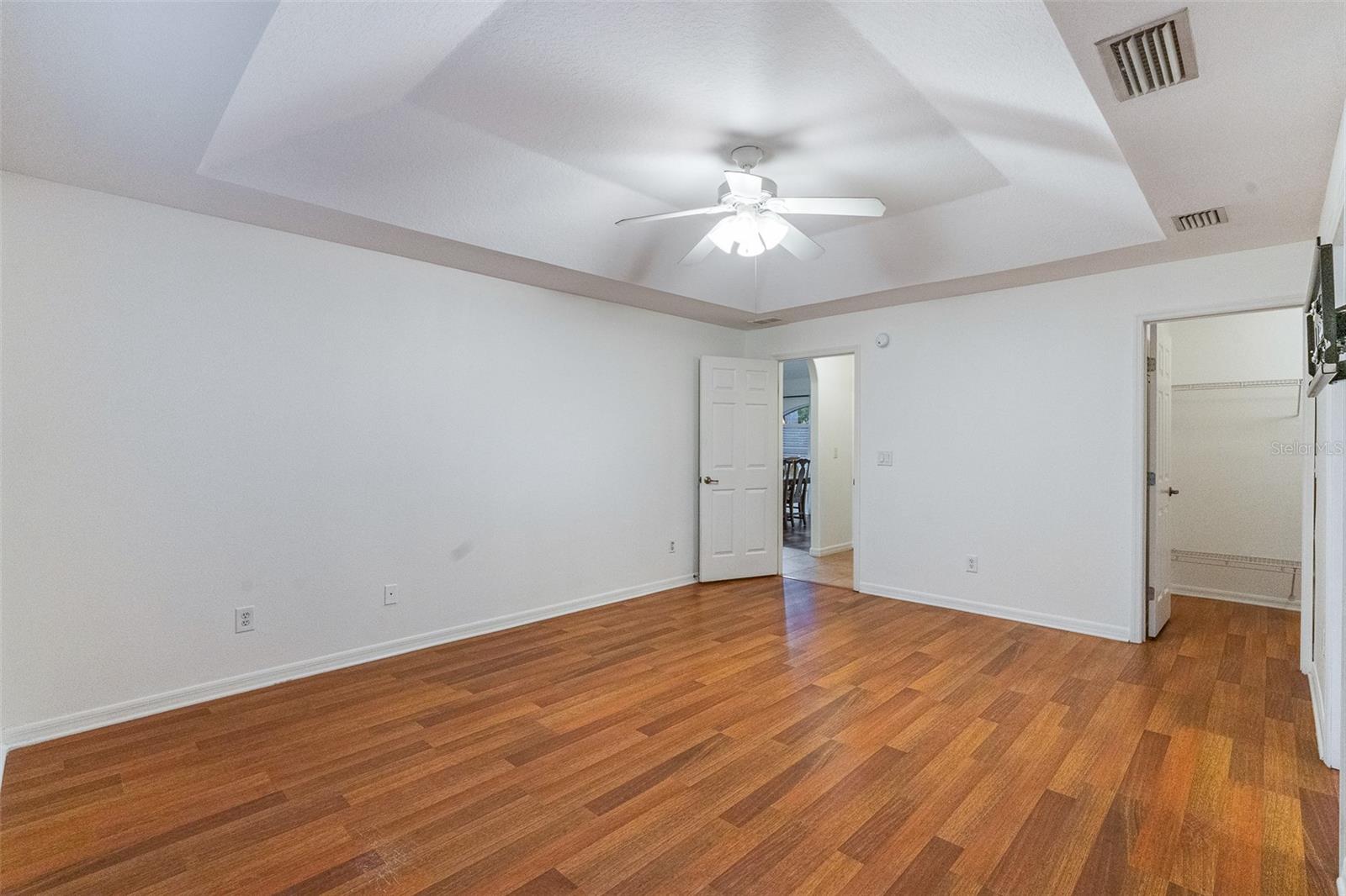 928 GEORGE HECKER DR