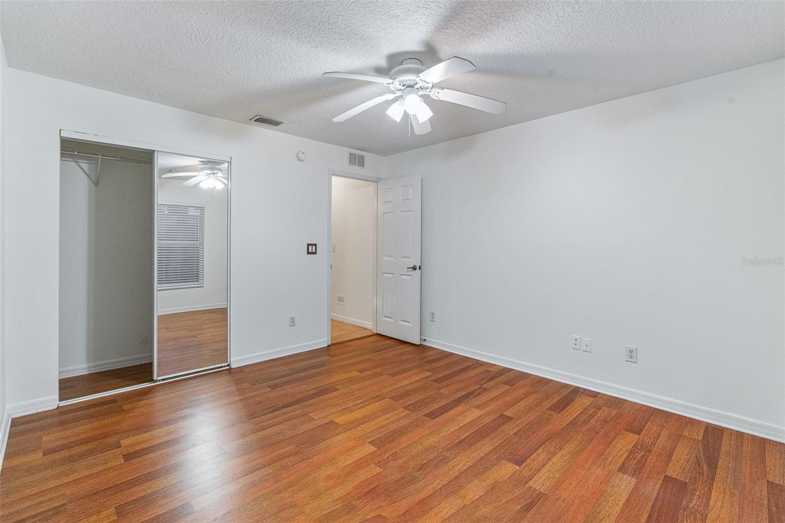 928 GEORGE HECKER DR