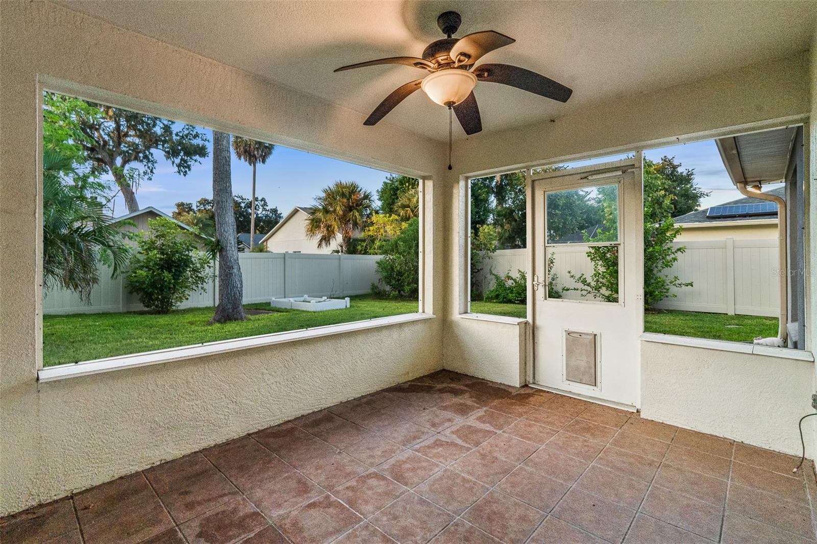 928 GEORGE HECKER DR