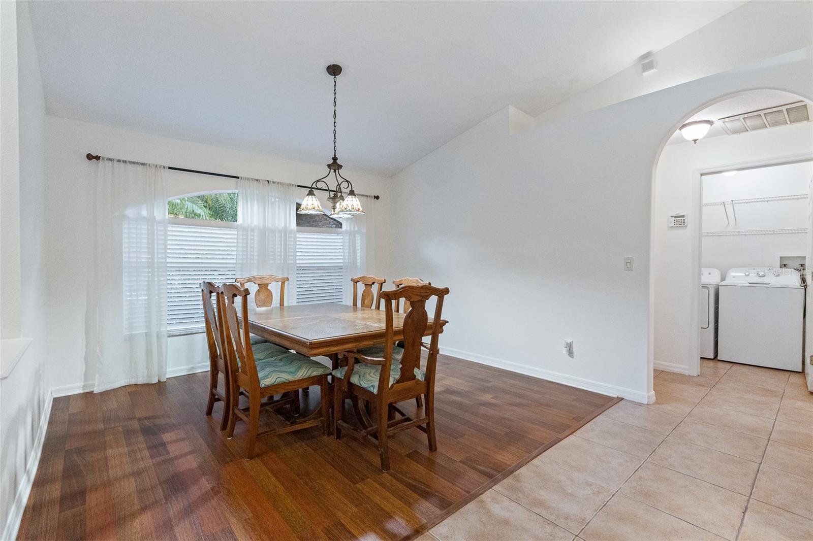 928 GEORGE HECKER DR