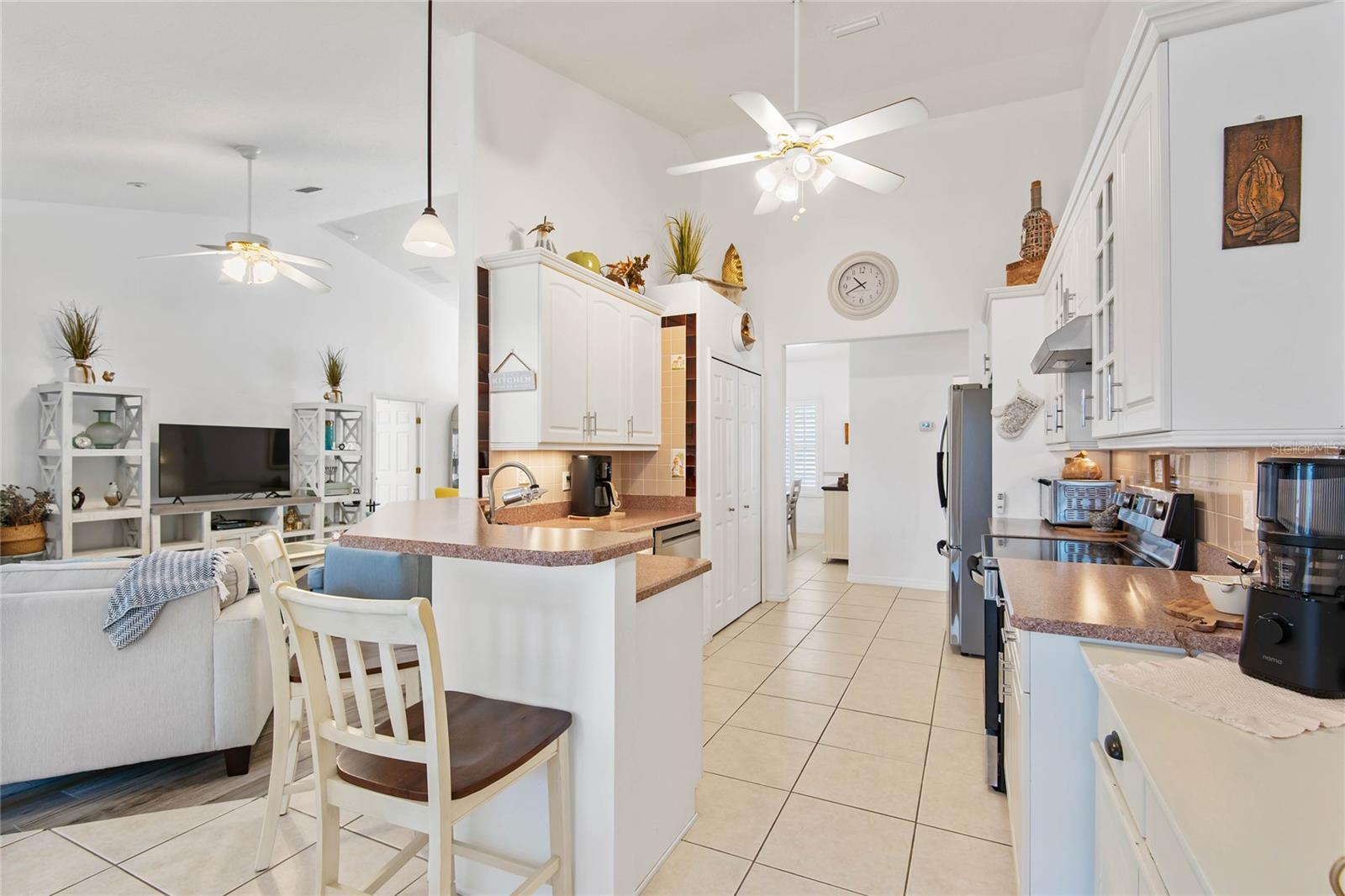 7 WINDOVER PL