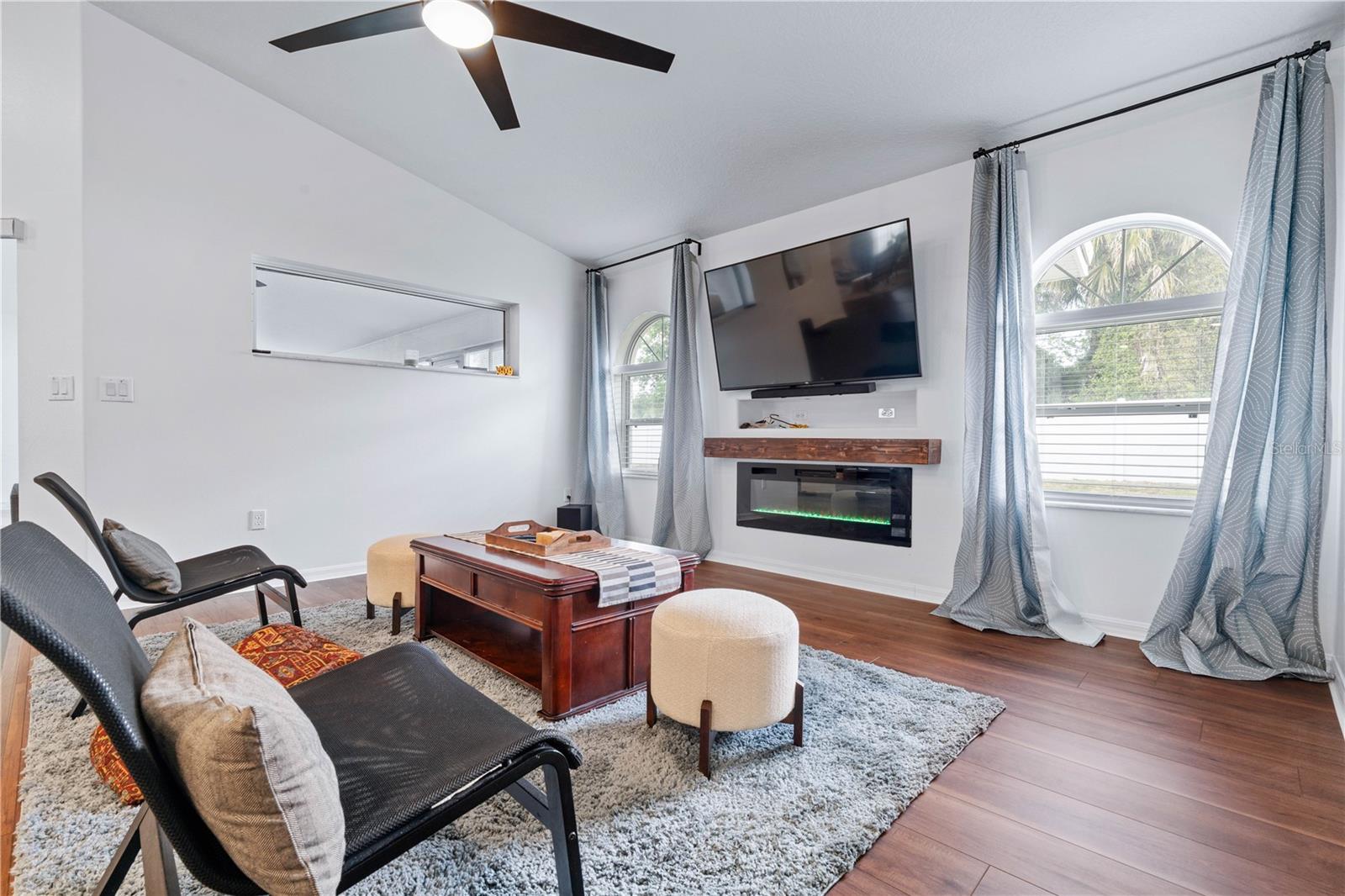 55 WESTGRILL DR