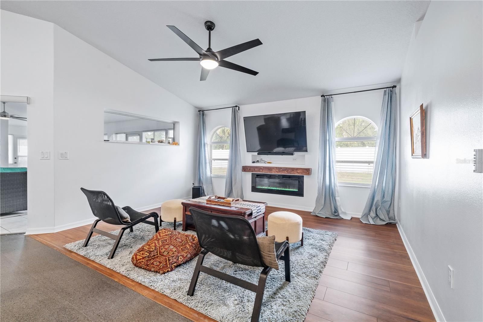 55 WESTGRILL DR