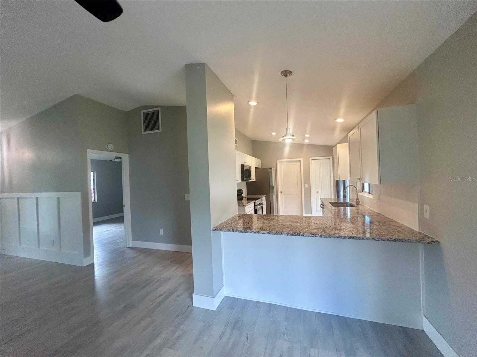 40 BOULDER ROCK DR