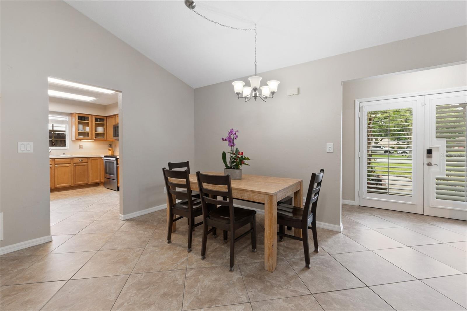 109 SEA DUCK CIR E