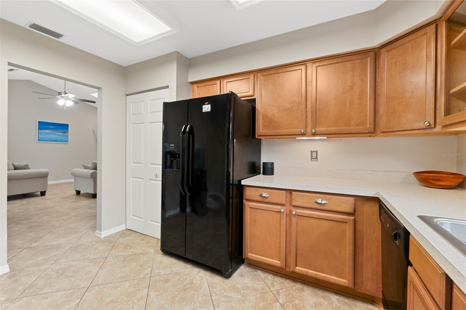 109 SEA DUCK CIR E