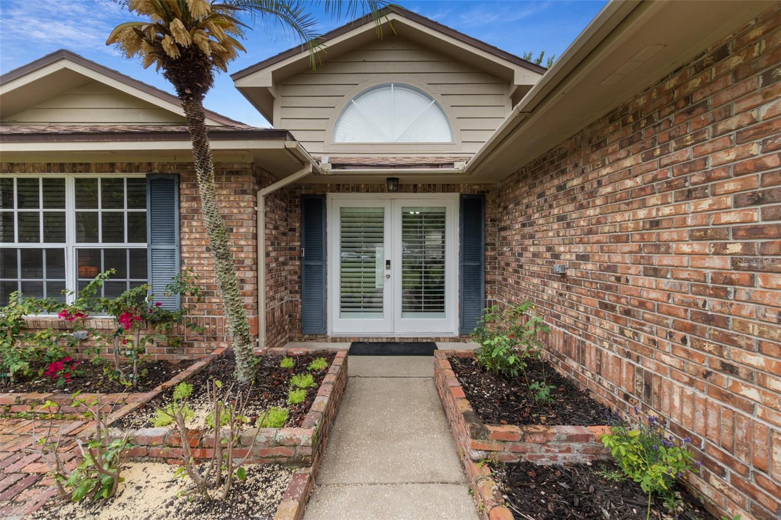 109 SEA DUCK CIR E