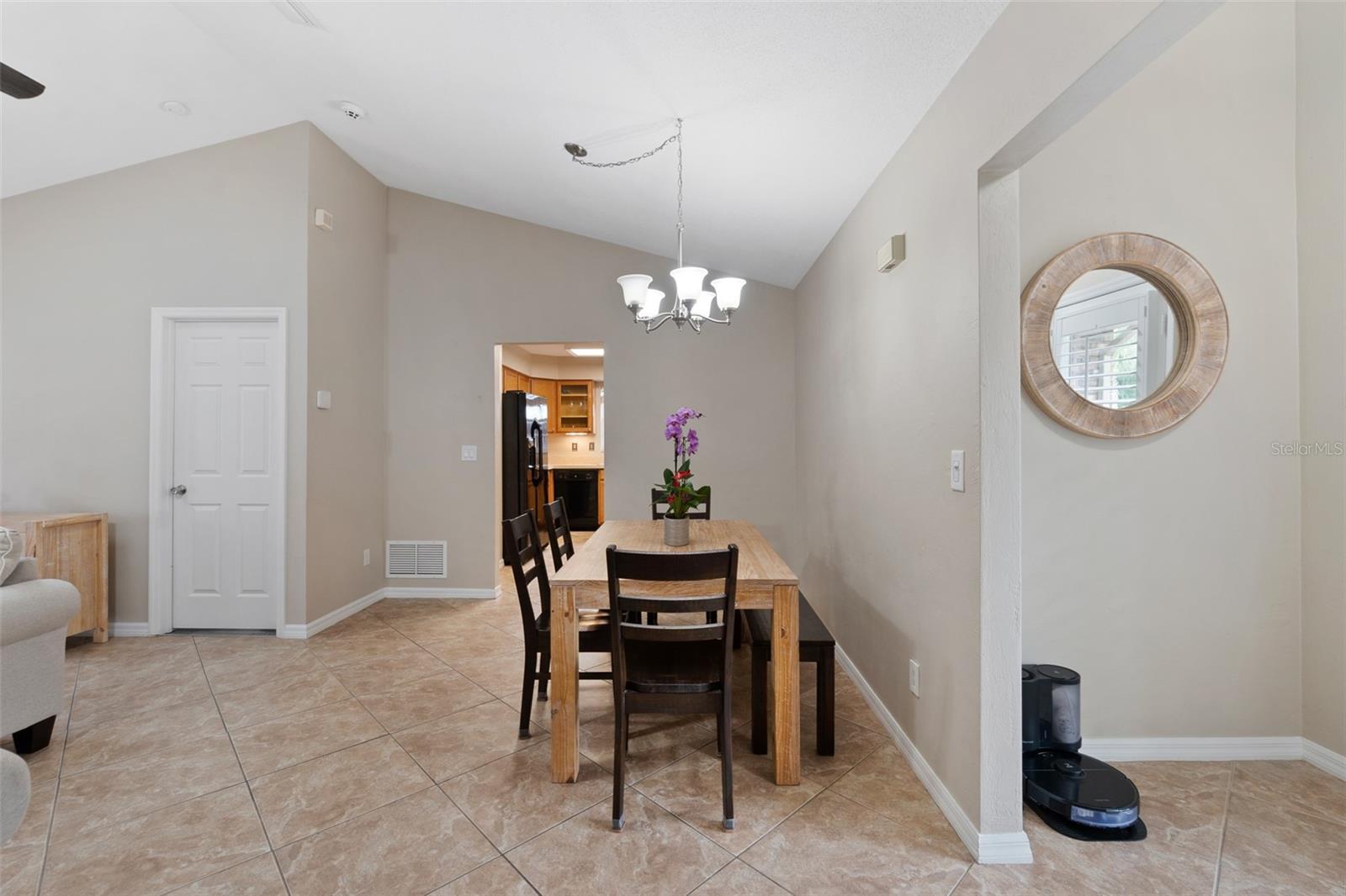 109 SEA DUCK CIR E