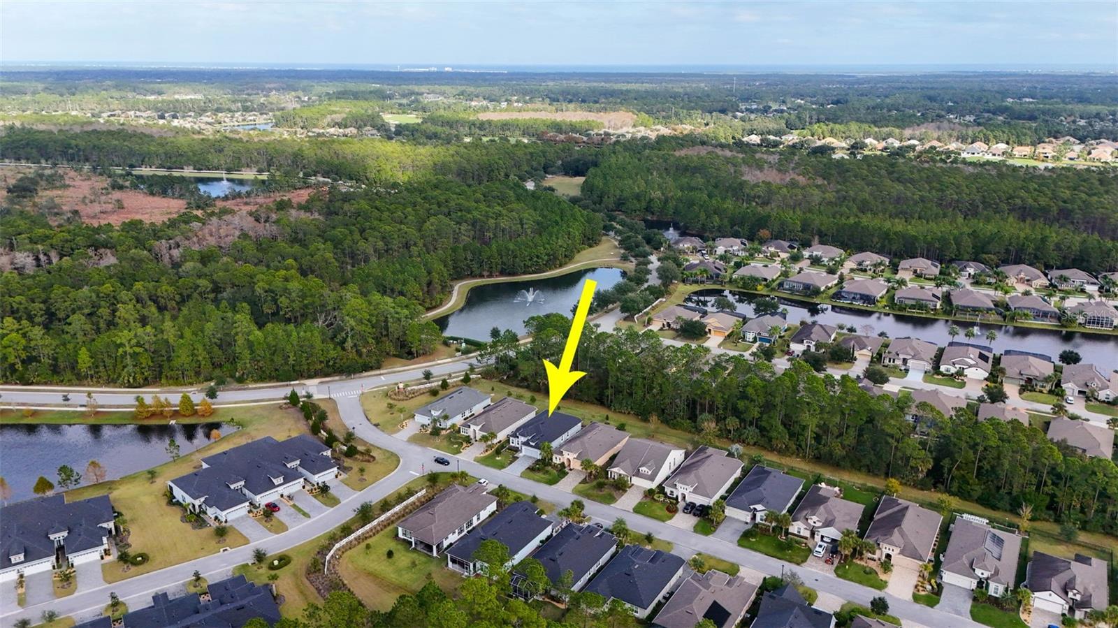 807 CREEKWOOD DR