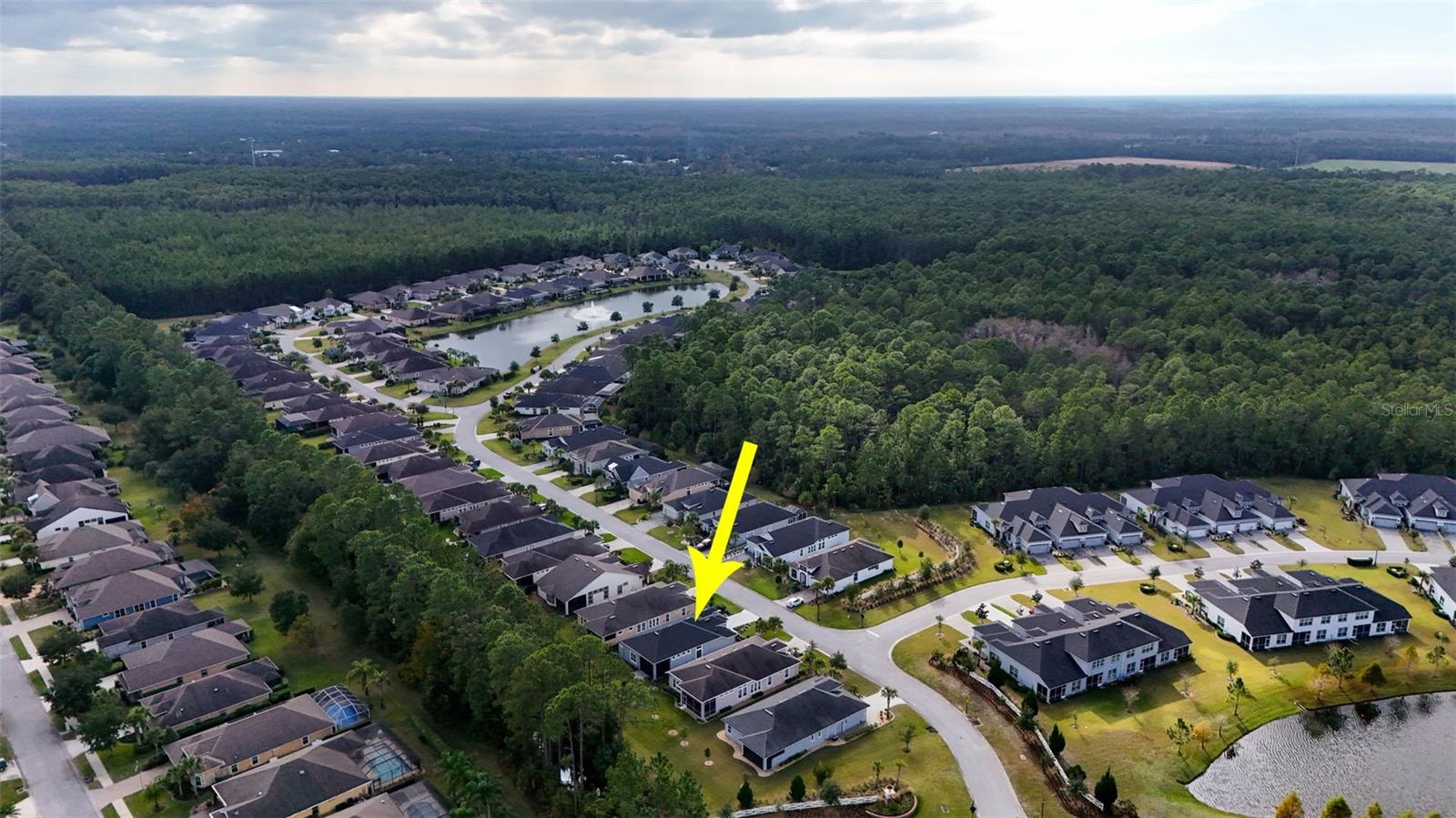 807 CREEKWOOD DR