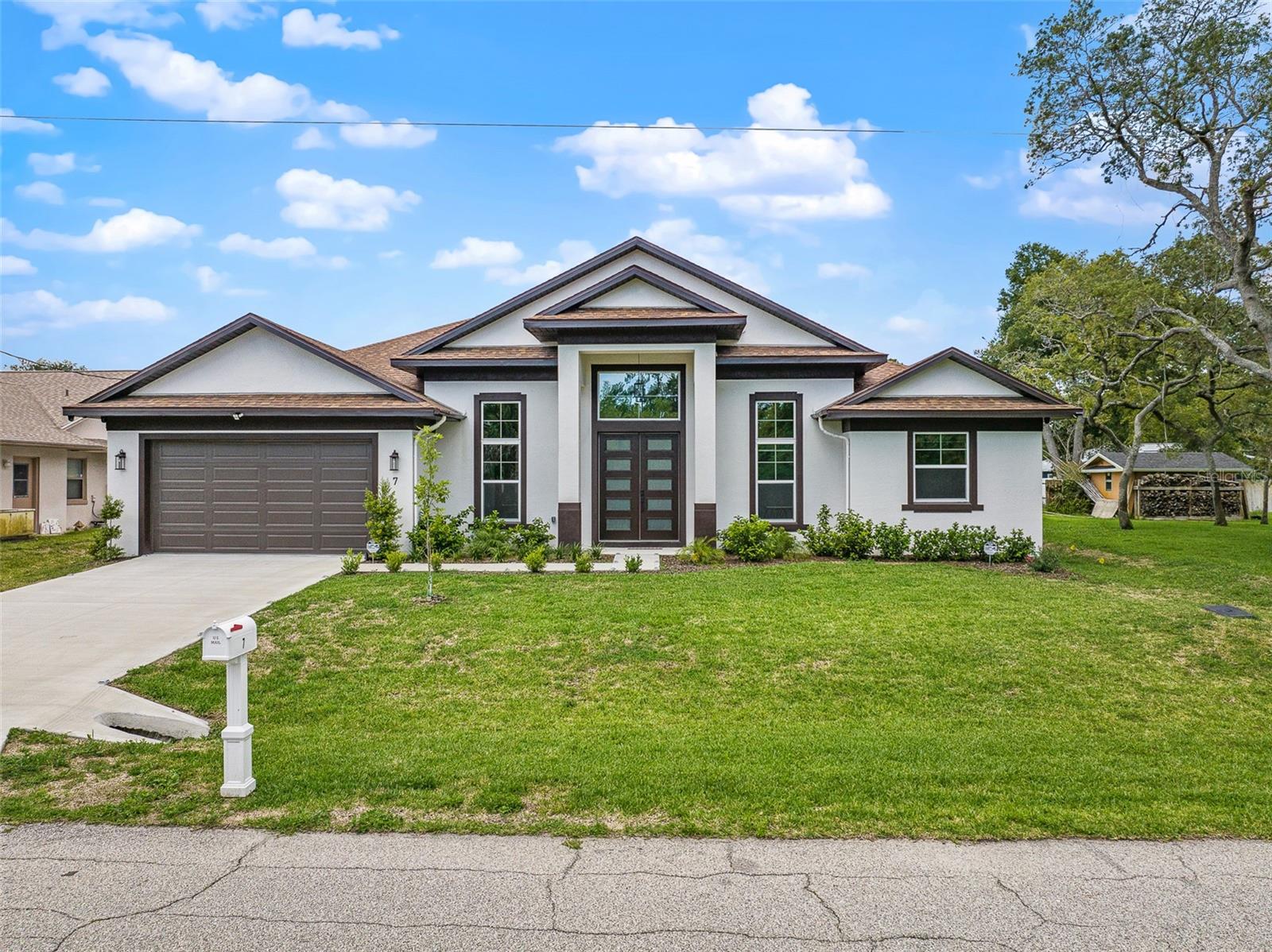 7 FORTUNE LN