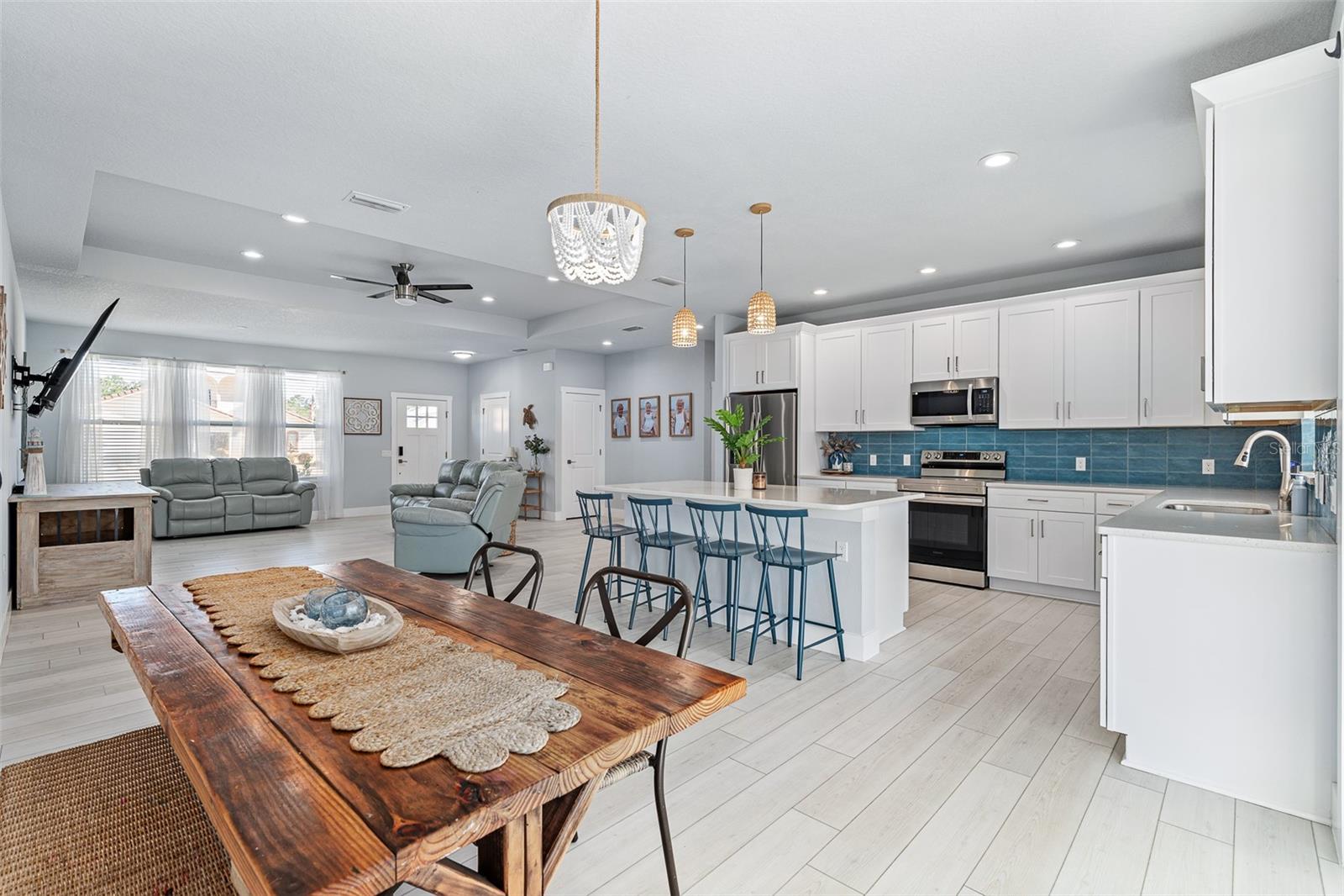 13 LEMAY PL