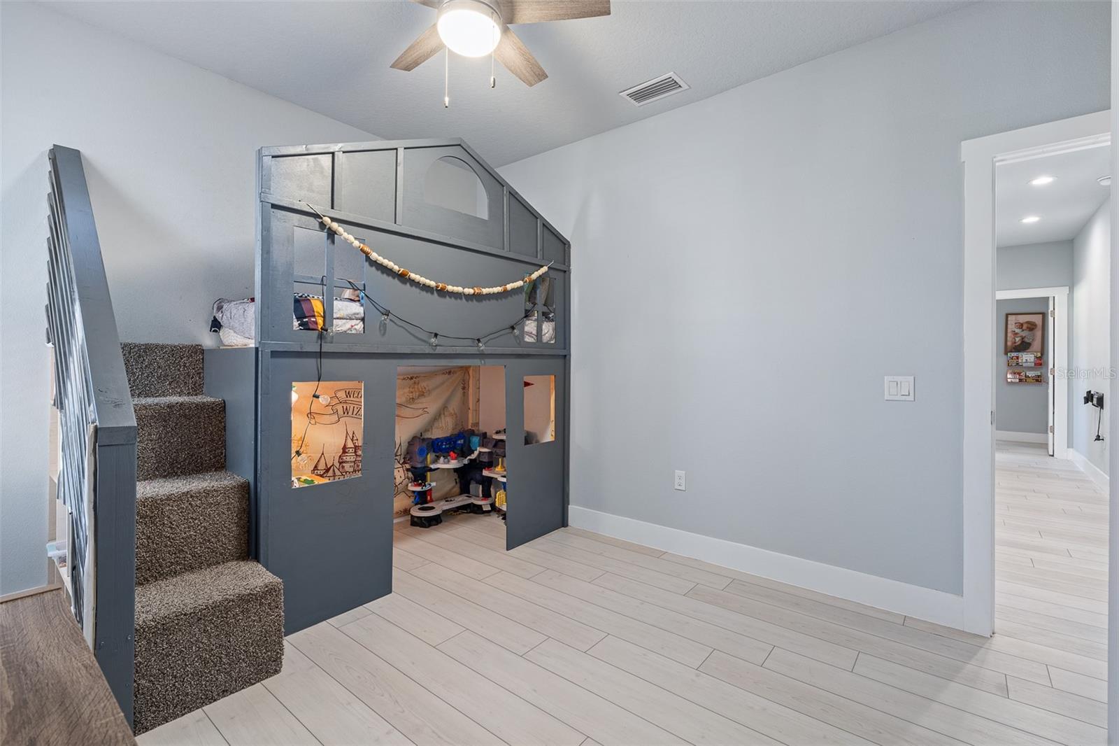 13 LEMAY PL
