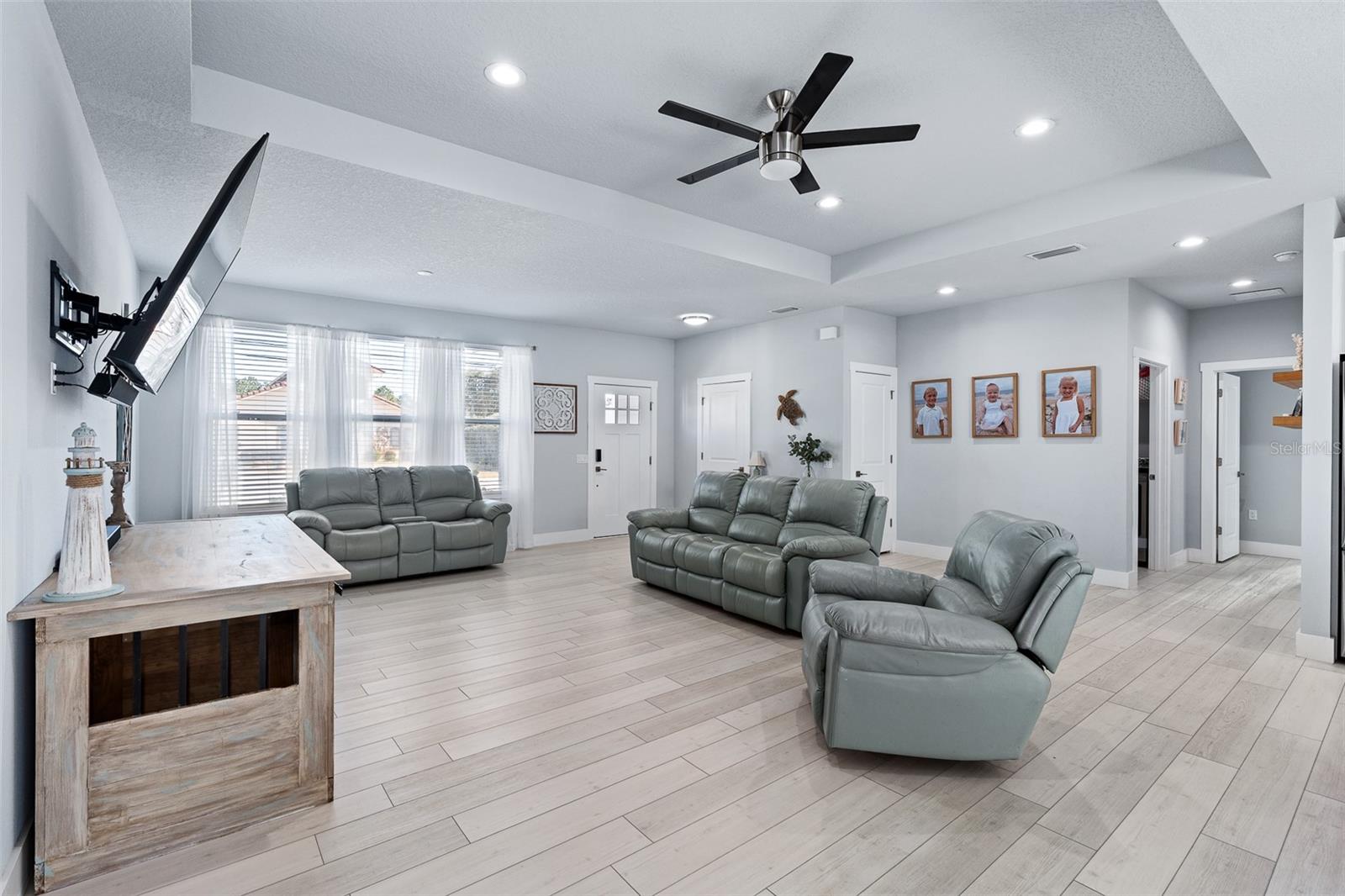 13 LEMAY PL
