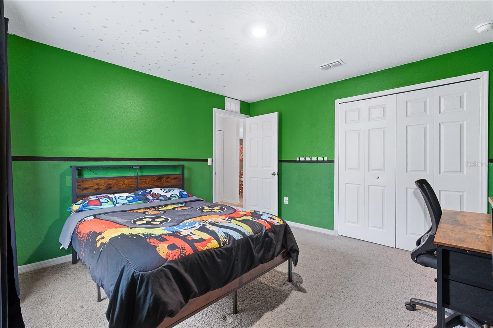 153 BIRD OF PARADISE DR