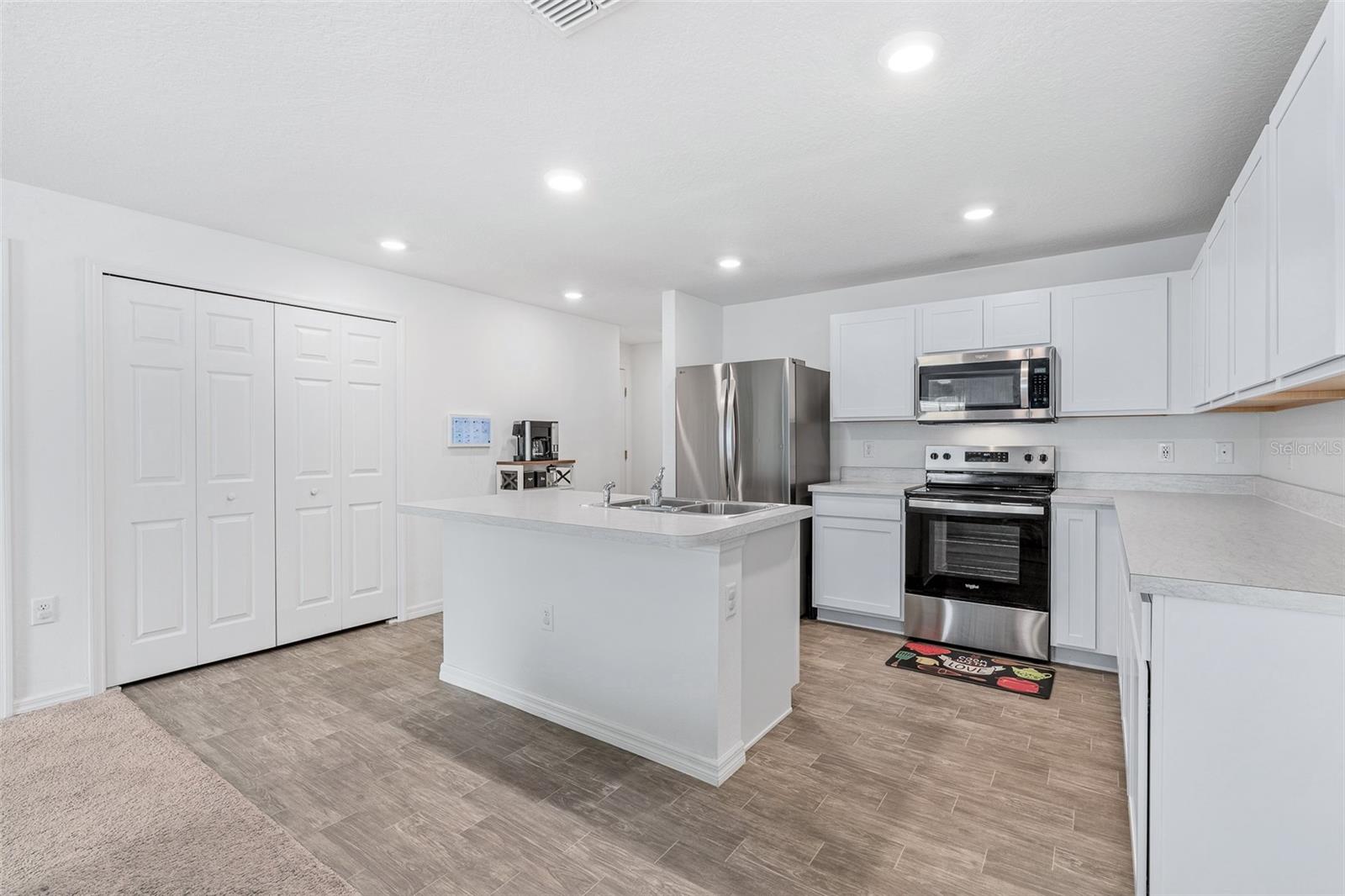 153 BIRD OF PARADISE DR