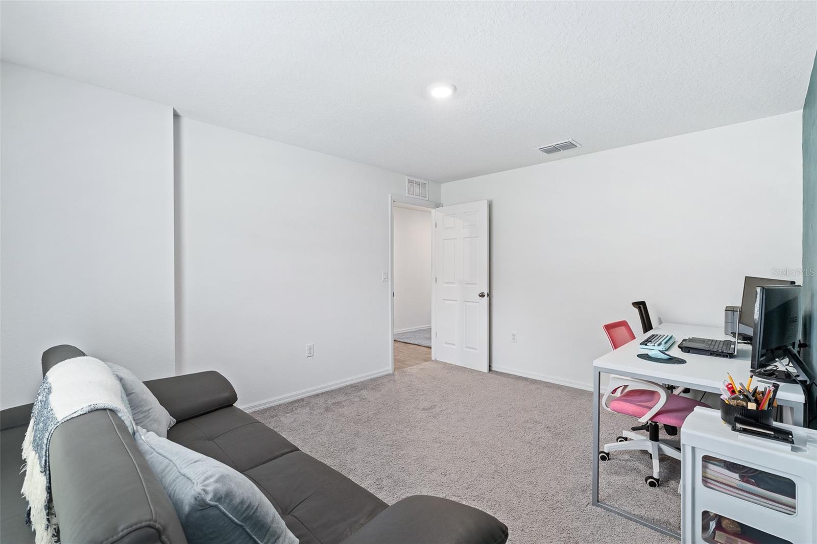 153 BIRD OF PARADISE DR