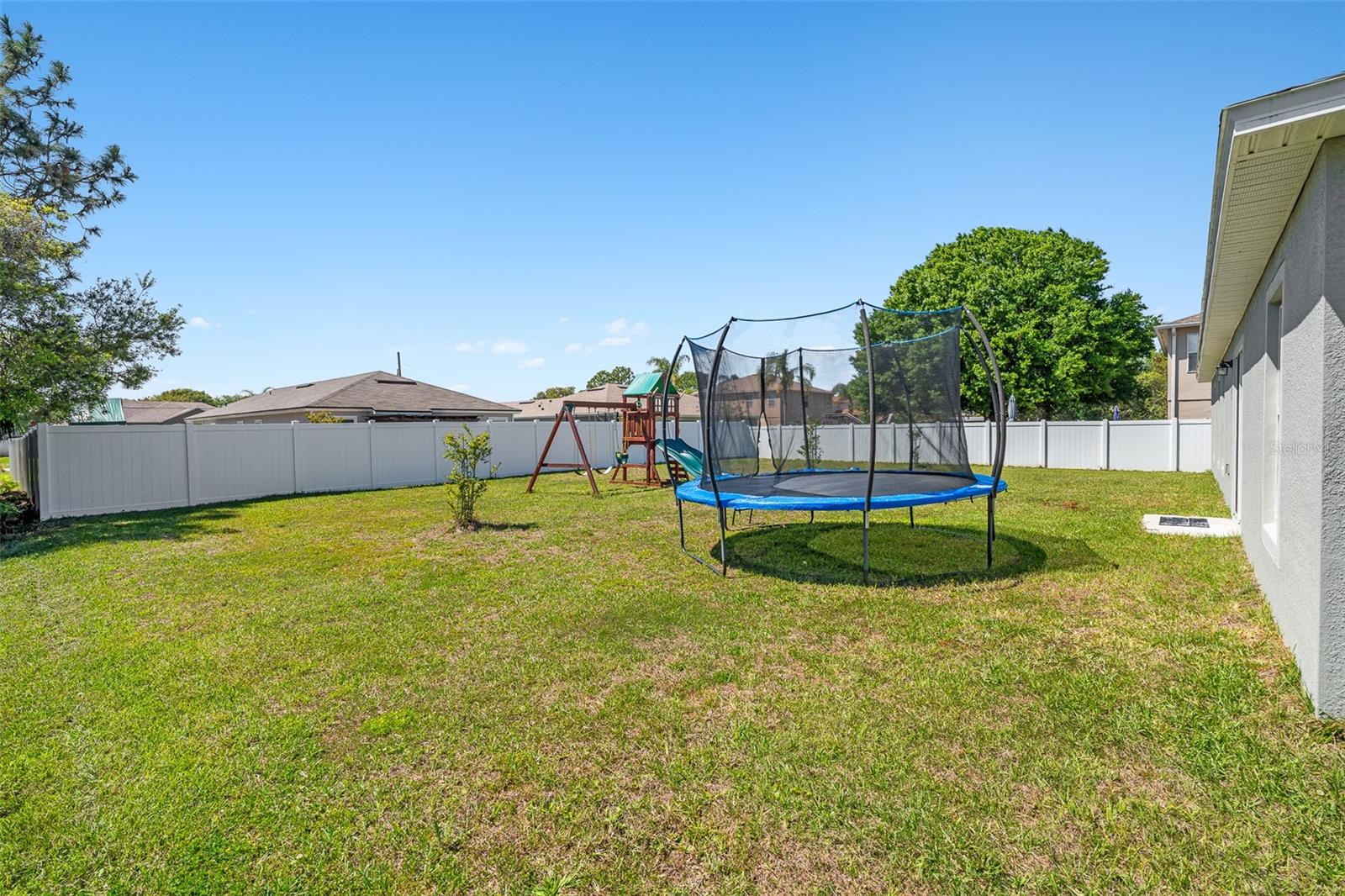 153 BIRD OF PARADISE DR