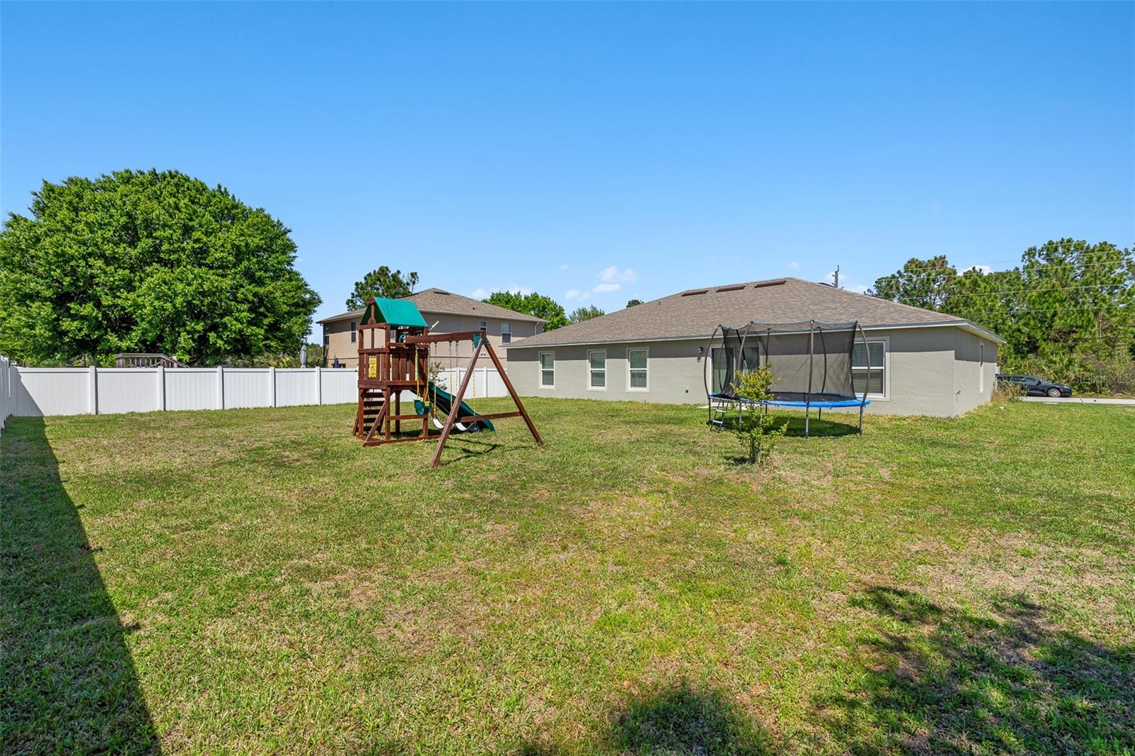 153 BIRD OF PARADISE DR