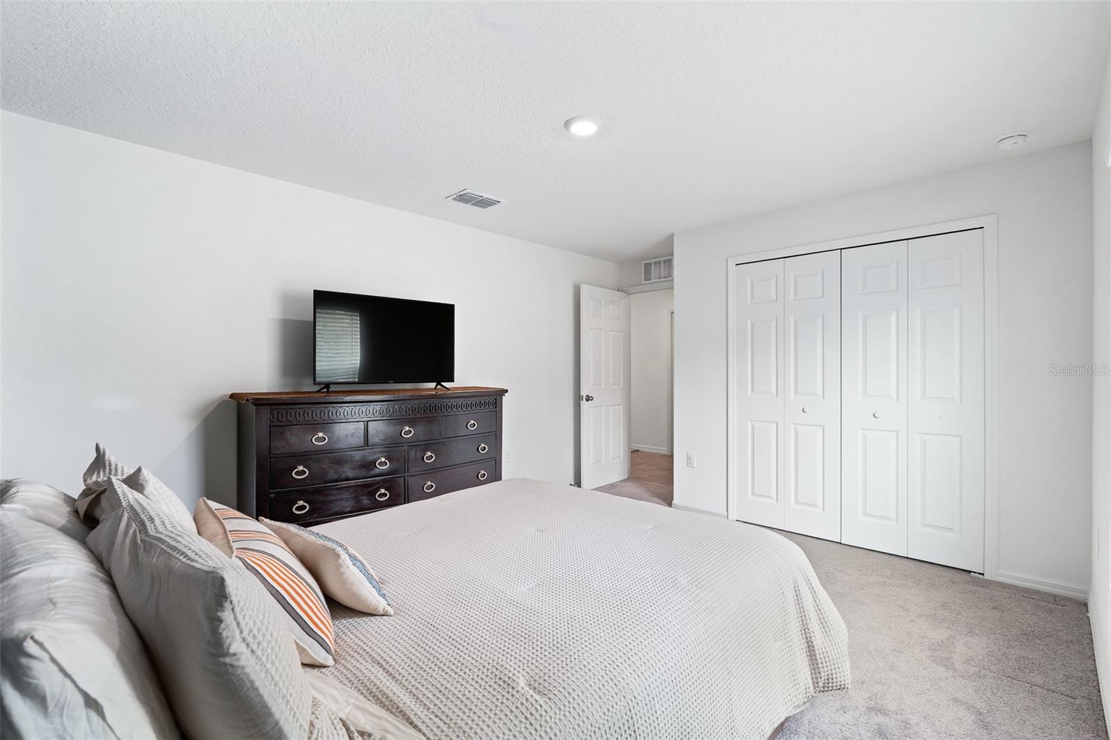 153 BIRD OF PARADISE DR