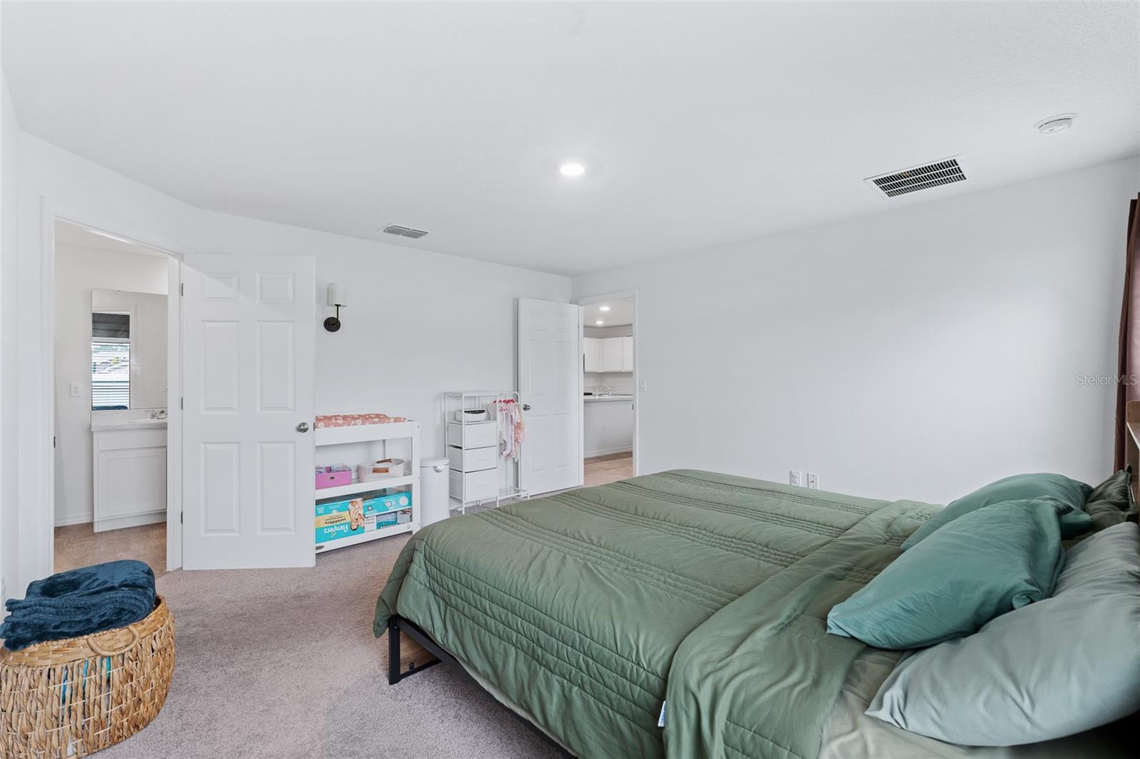 153 BIRD OF PARADISE DR