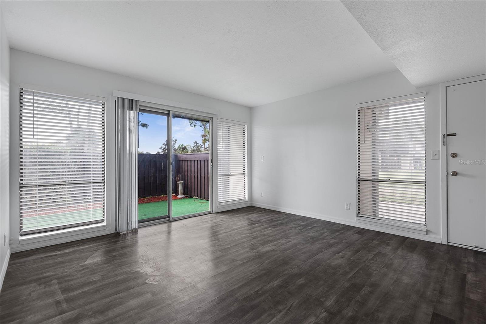 60 CLUB HOUSE DR #108