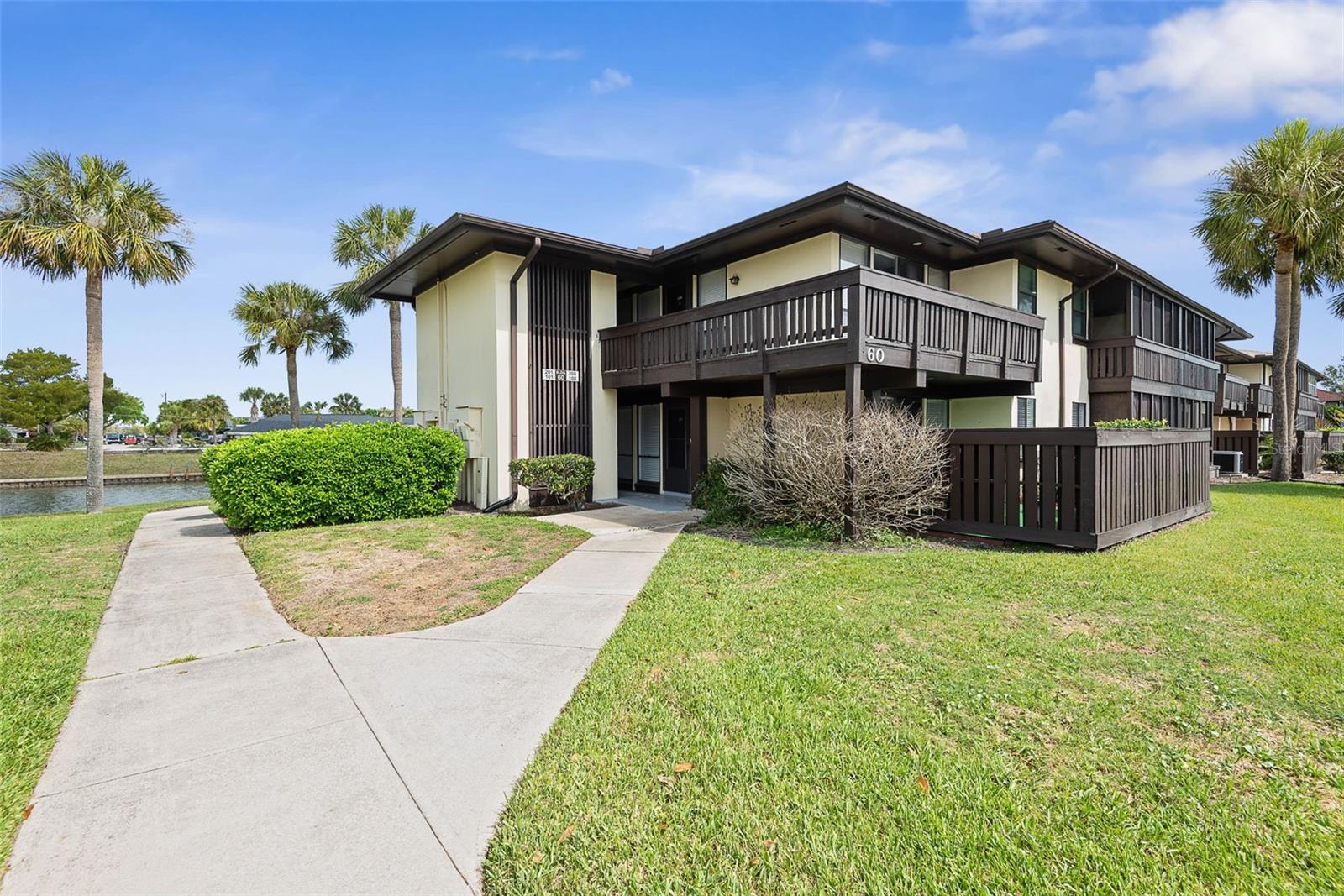 60 CLUB HOUSE DR #108
