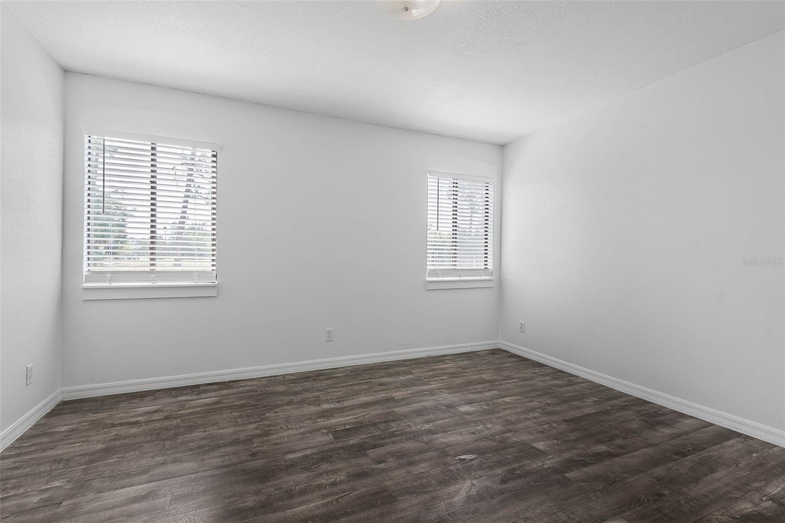 60 CLUB HOUSE DR #108