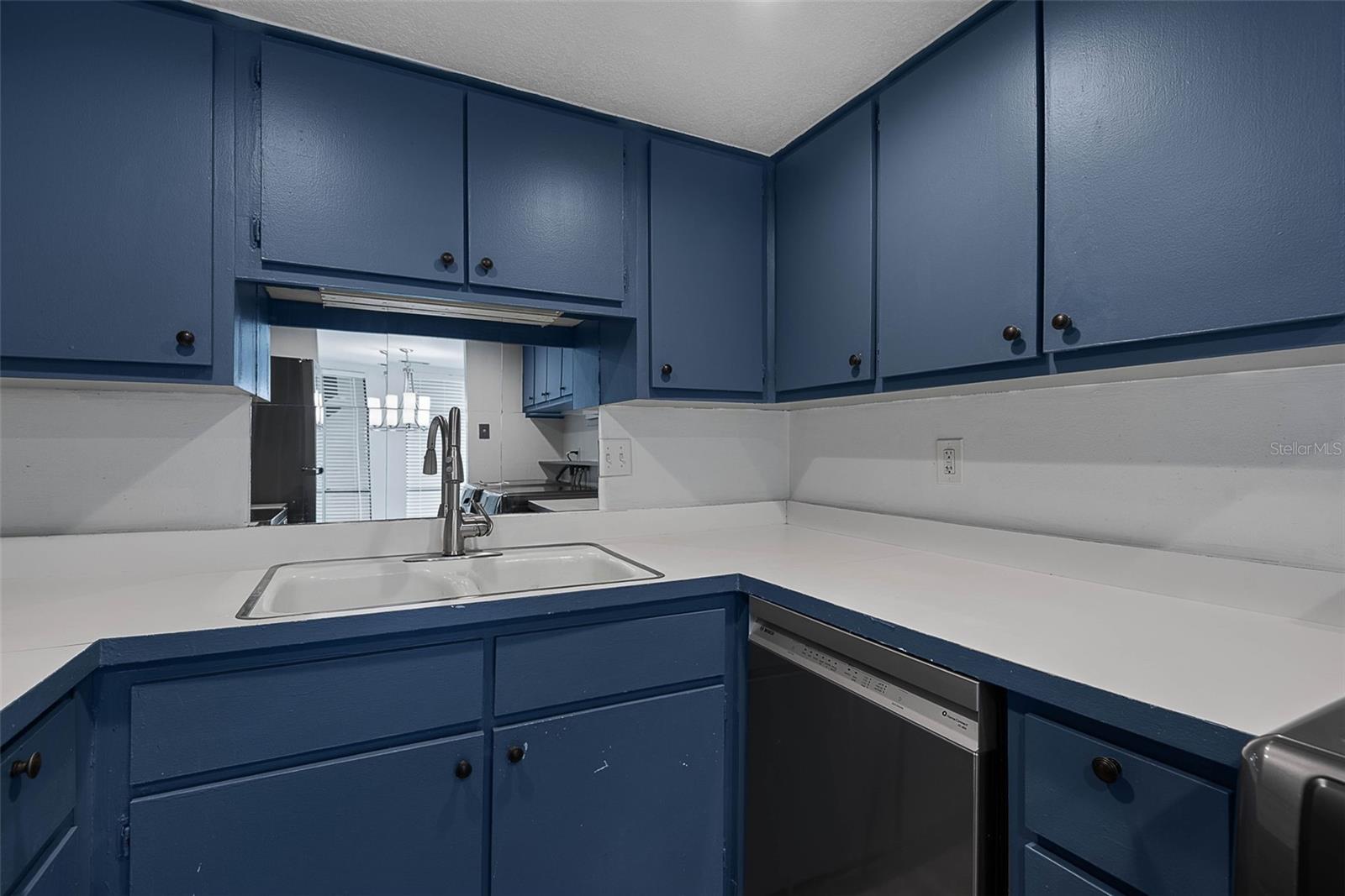 60 CLUB HOUSE DR #108