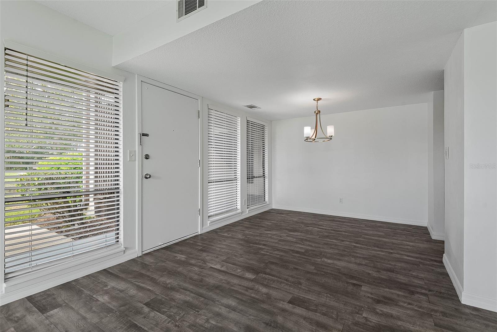 60 CLUB HOUSE DR #108