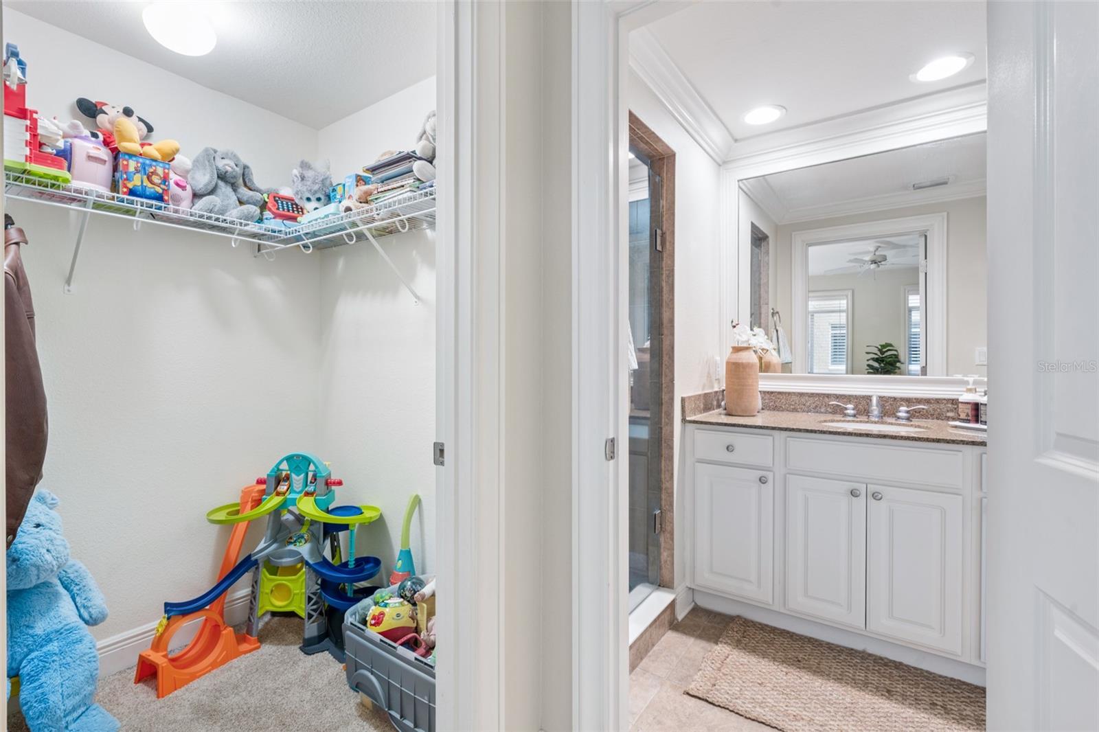 104 CLUB HOUSE DR #105