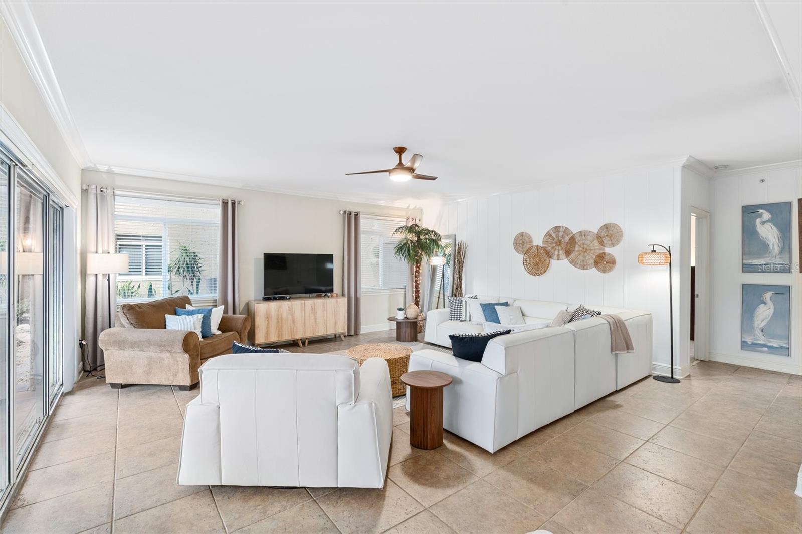 104 CLUB HOUSE DR #105