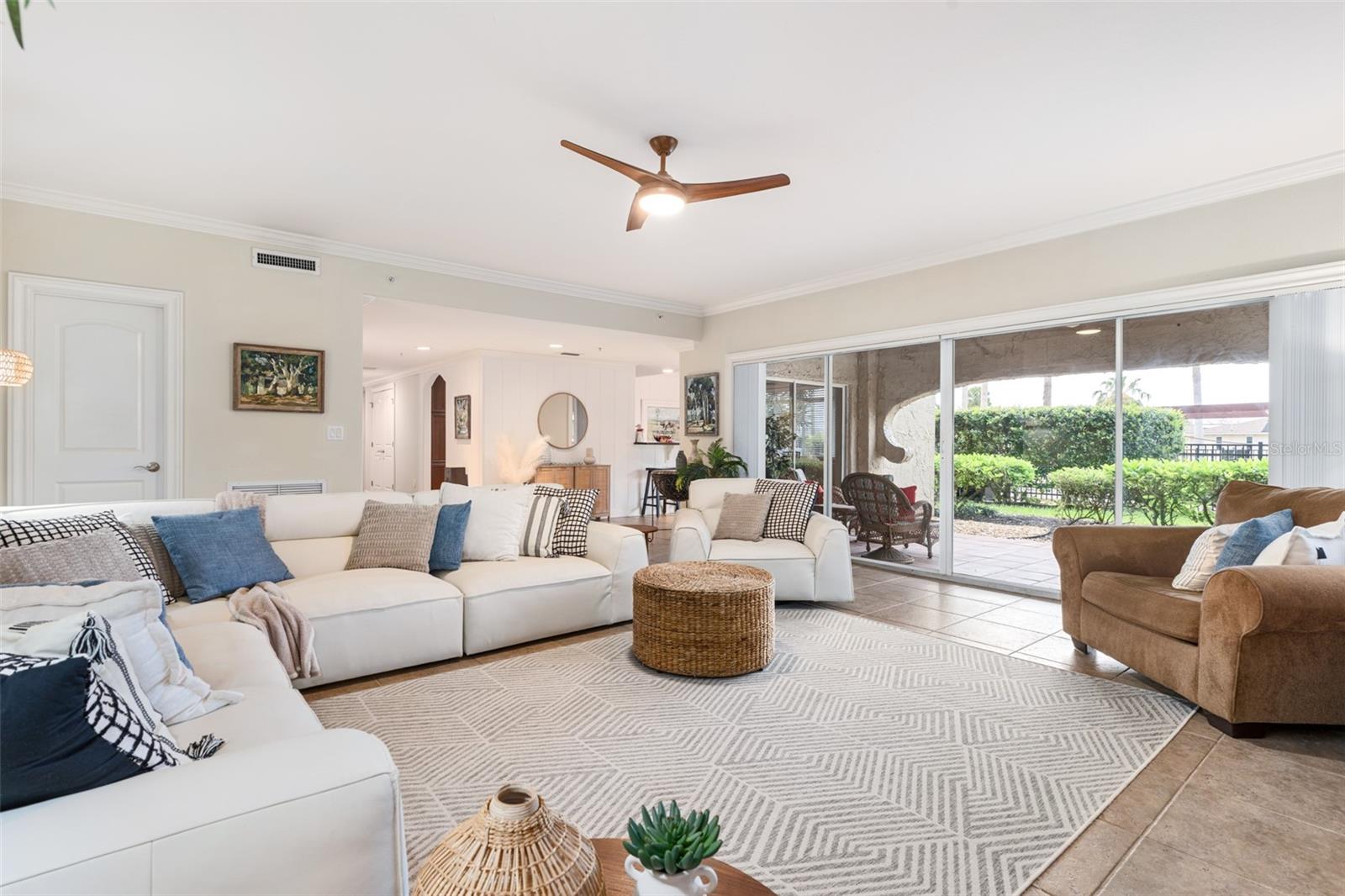 104 CLUB HOUSE DR #105