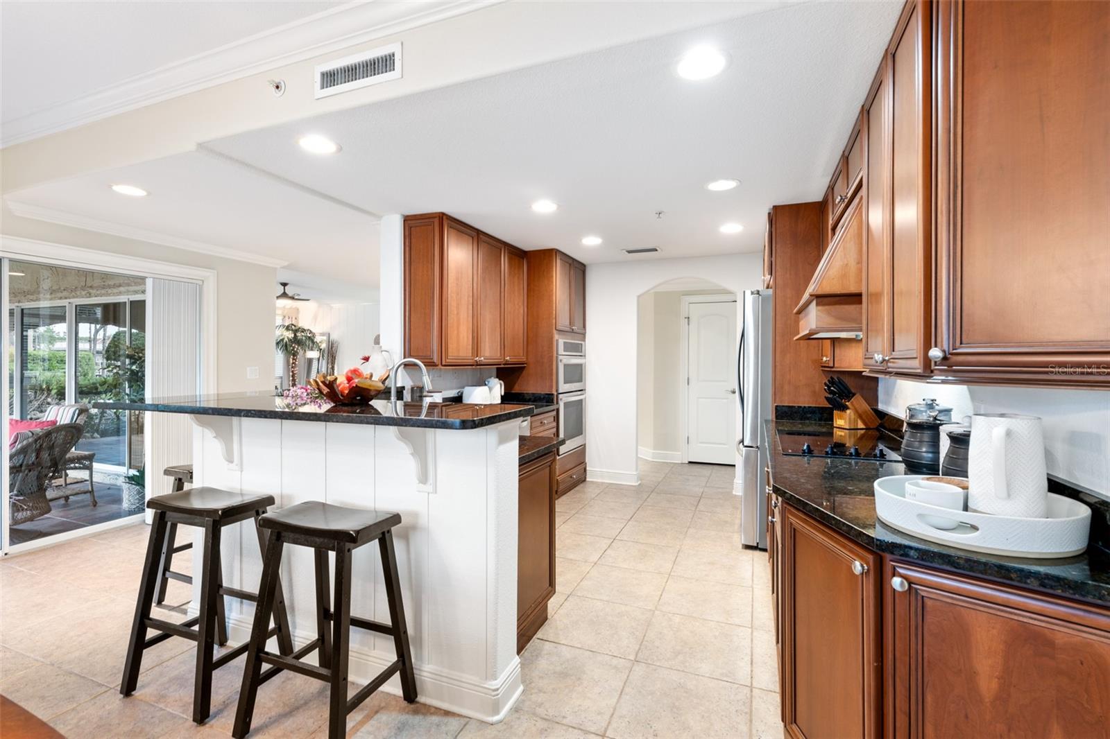 104 CLUB HOUSE DR #105