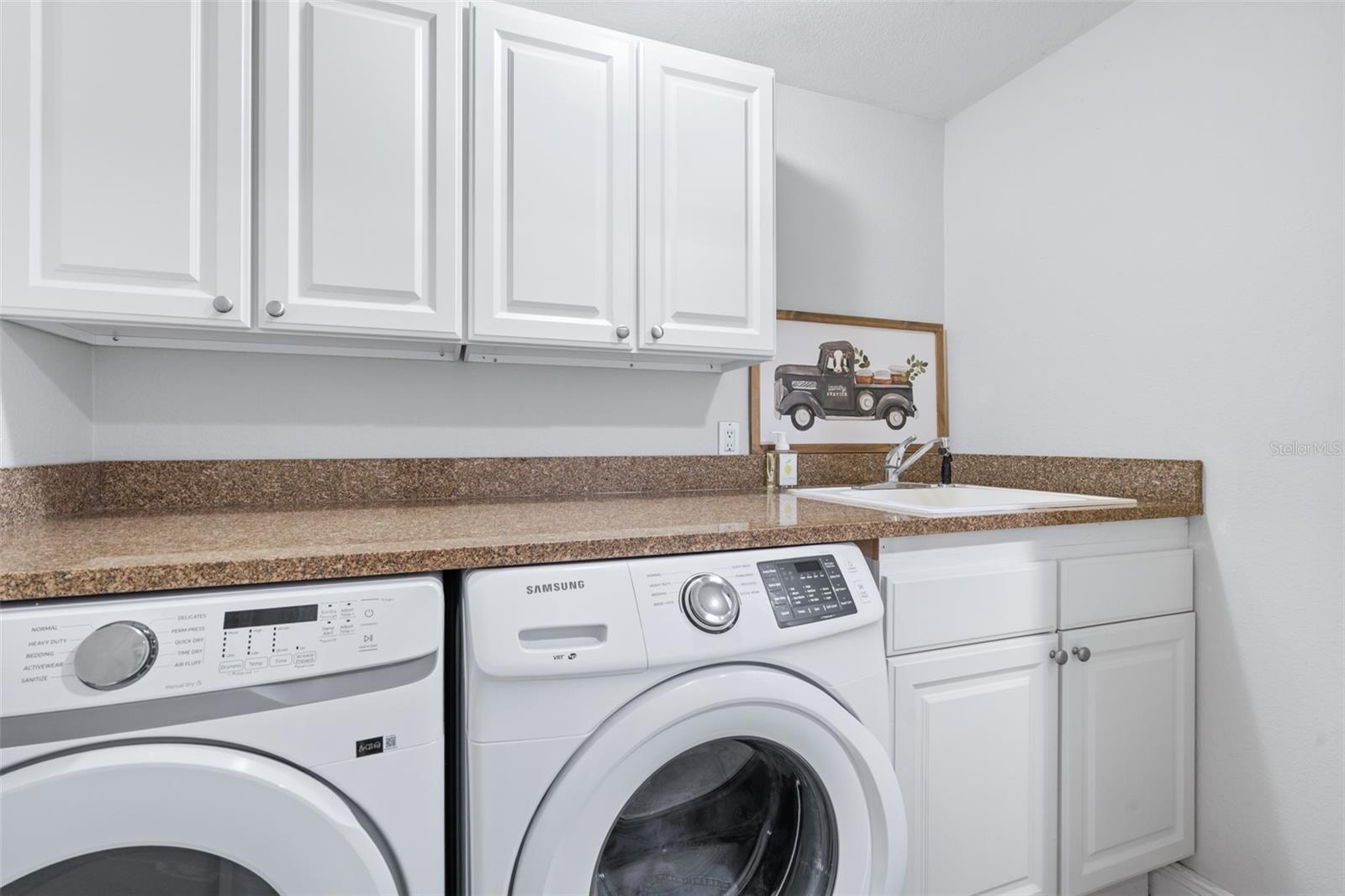 104 CLUB HOUSE DR #105