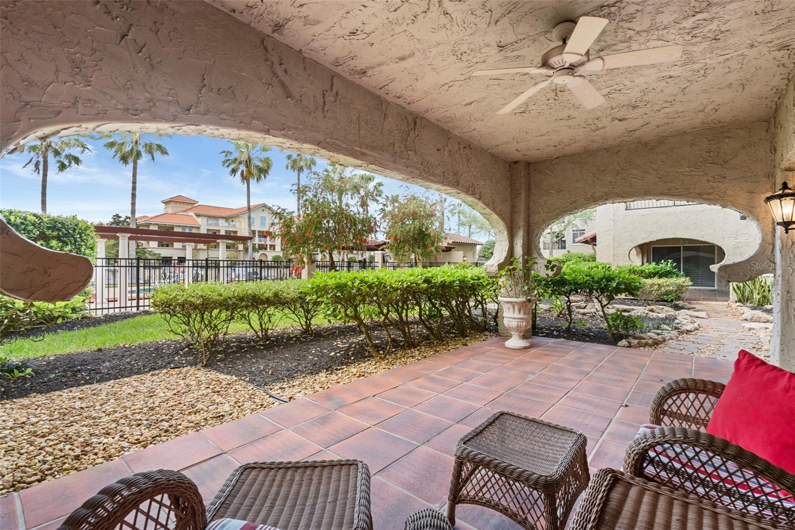 104 CLUB HOUSE DR #105