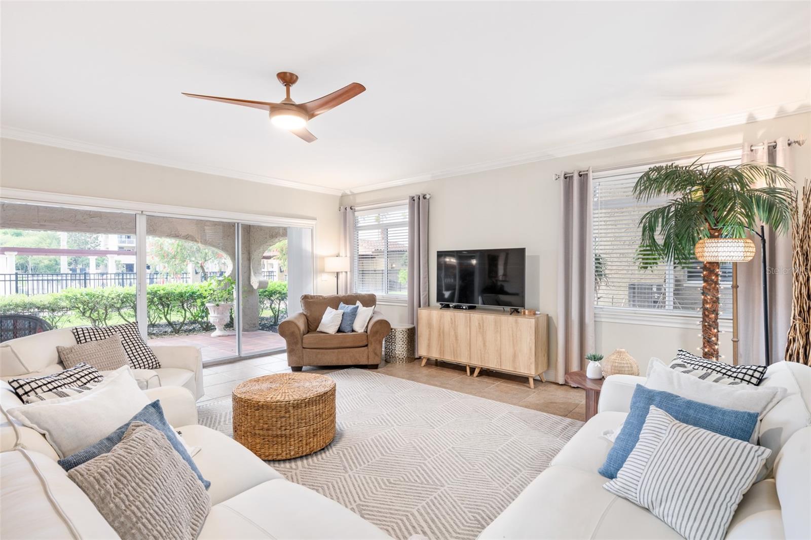 104 CLUB HOUSE DR #105