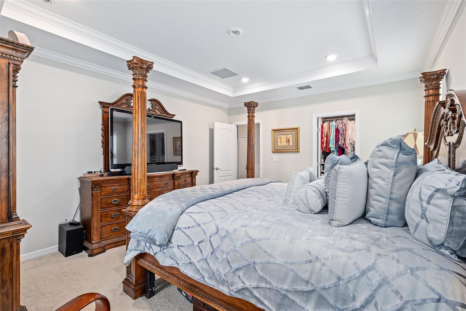 1 LYONS PL