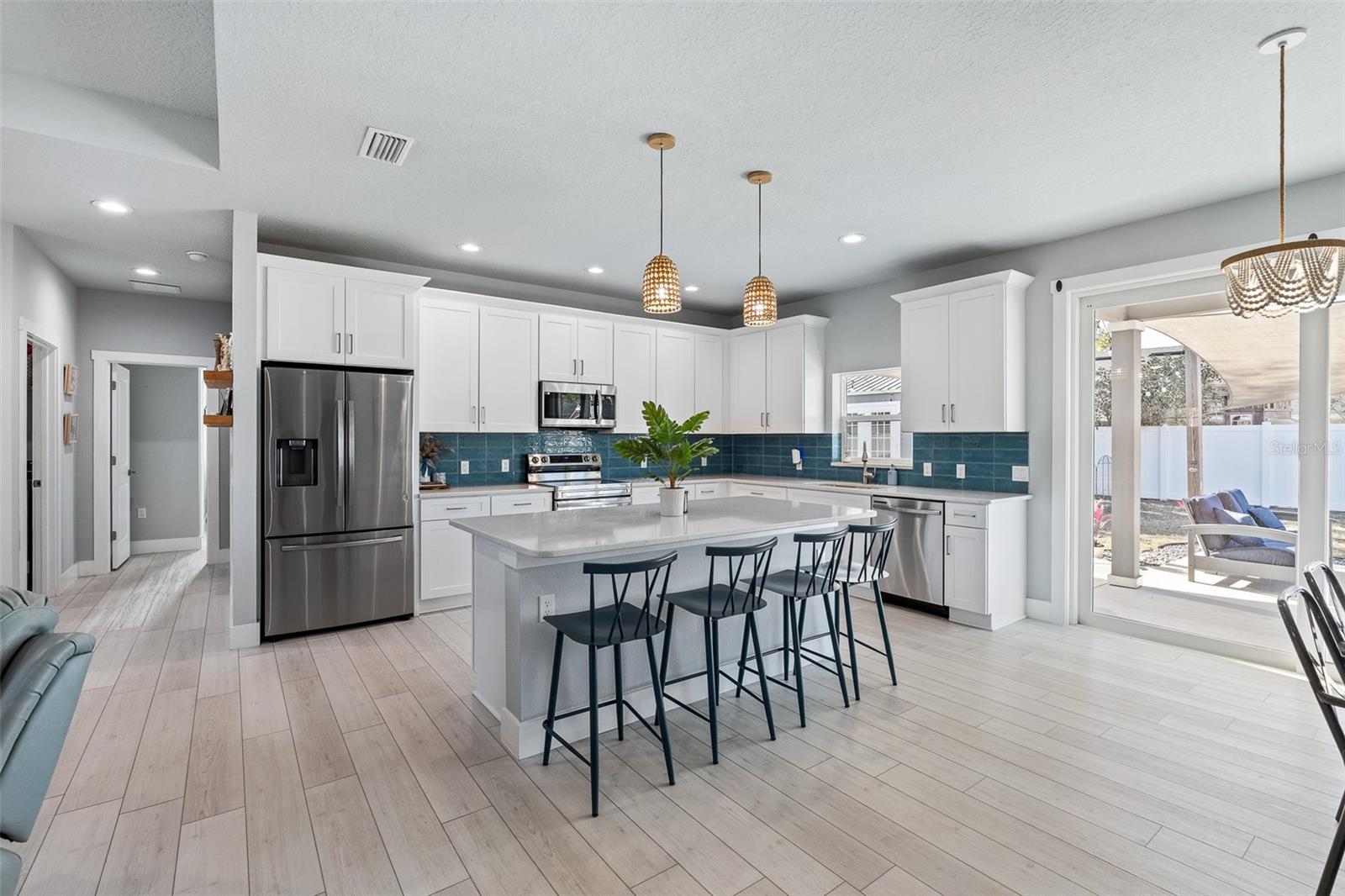 13 LEMAY PL