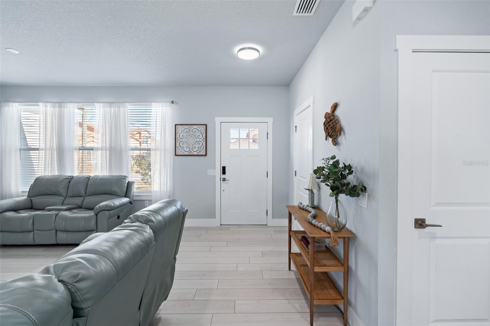 13 LEMAY PL
